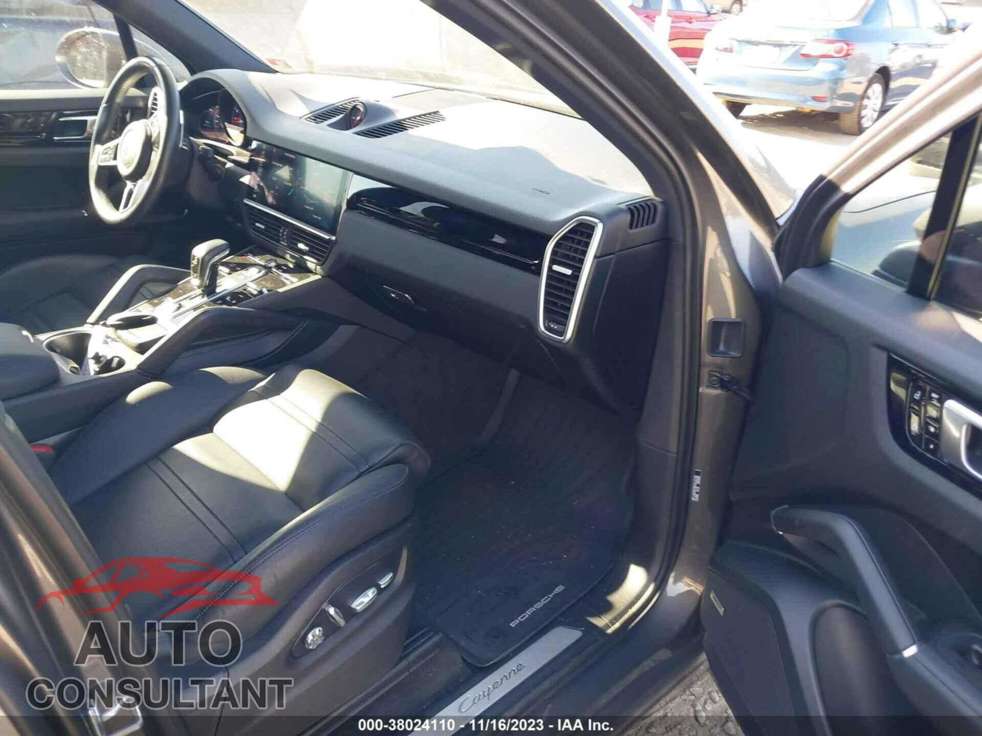 PORSCHE CAYENNE 2019 - WP1AA2AY5KDA12169