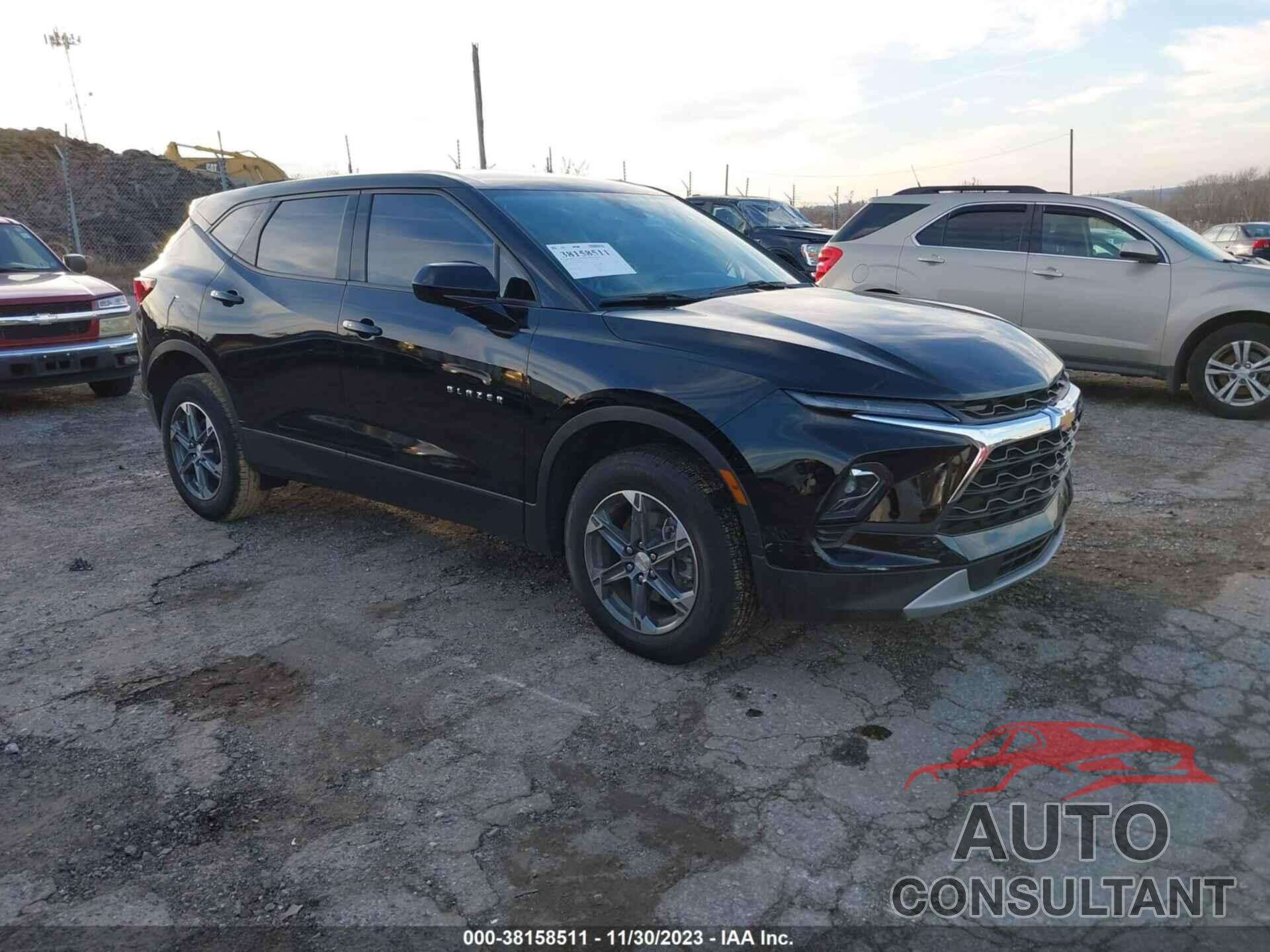 CHEVROLET BLAZER 2023 - 3GNKBCR40PS100894