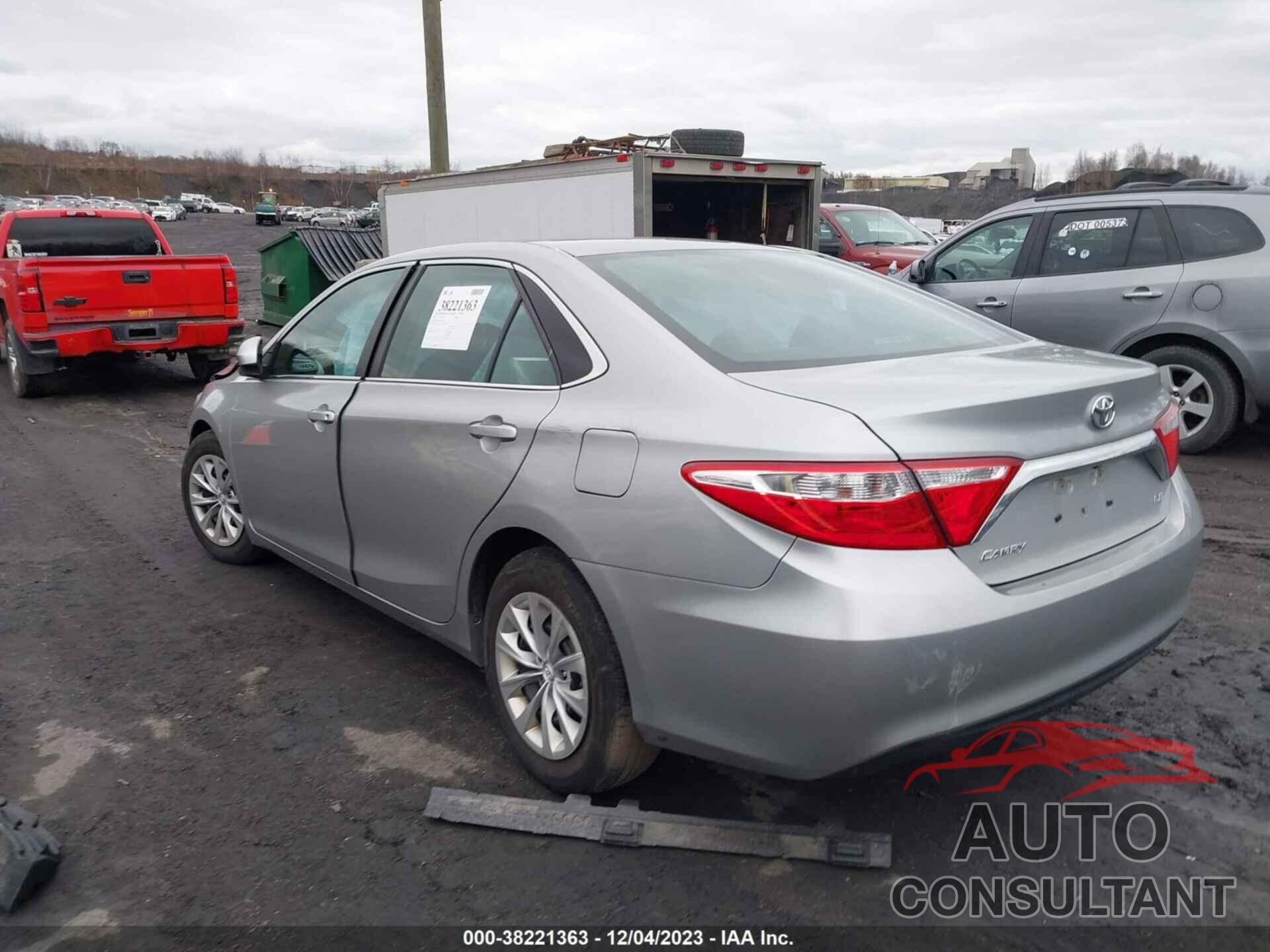 TOYOTA CAMRY 2016 - 4T4BF1FK1GR549927