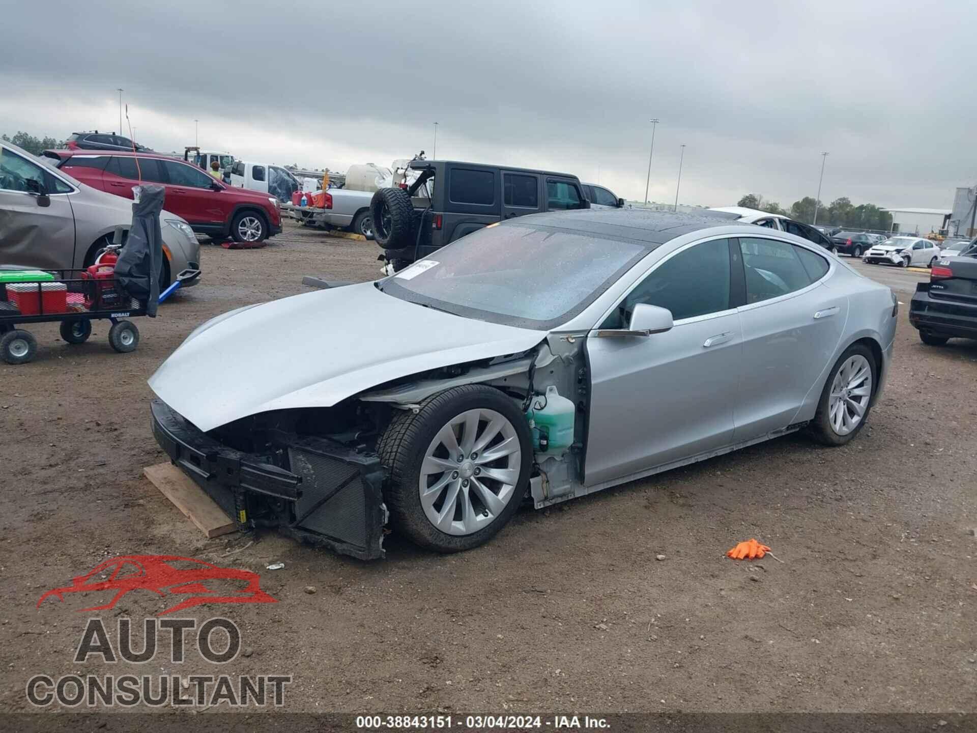 TESLA MODEL S 2016 - 5YJSA1E26GF173247