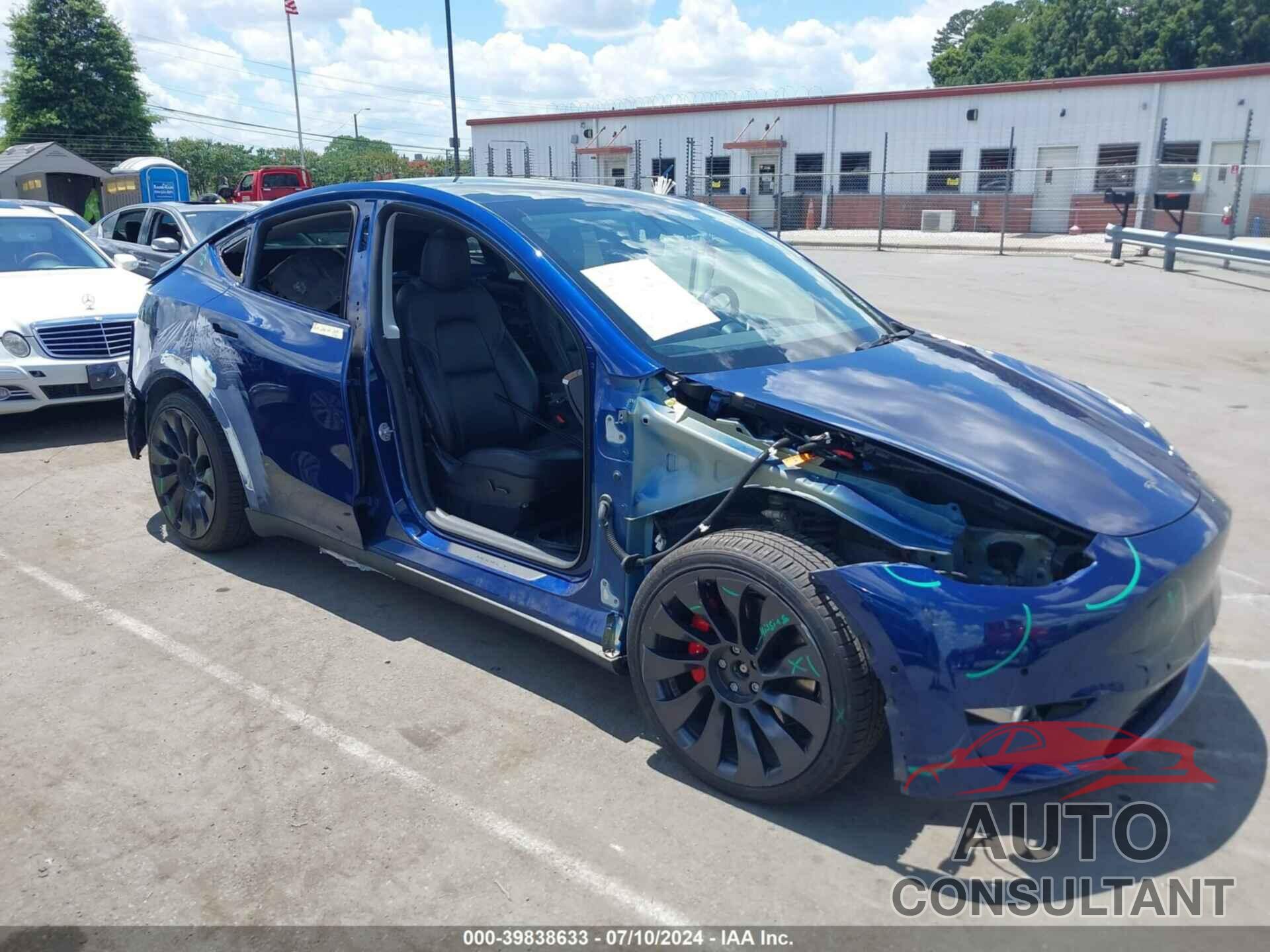 TESLA MODEL Y 2021 - 5YJYGDEF9MF251416