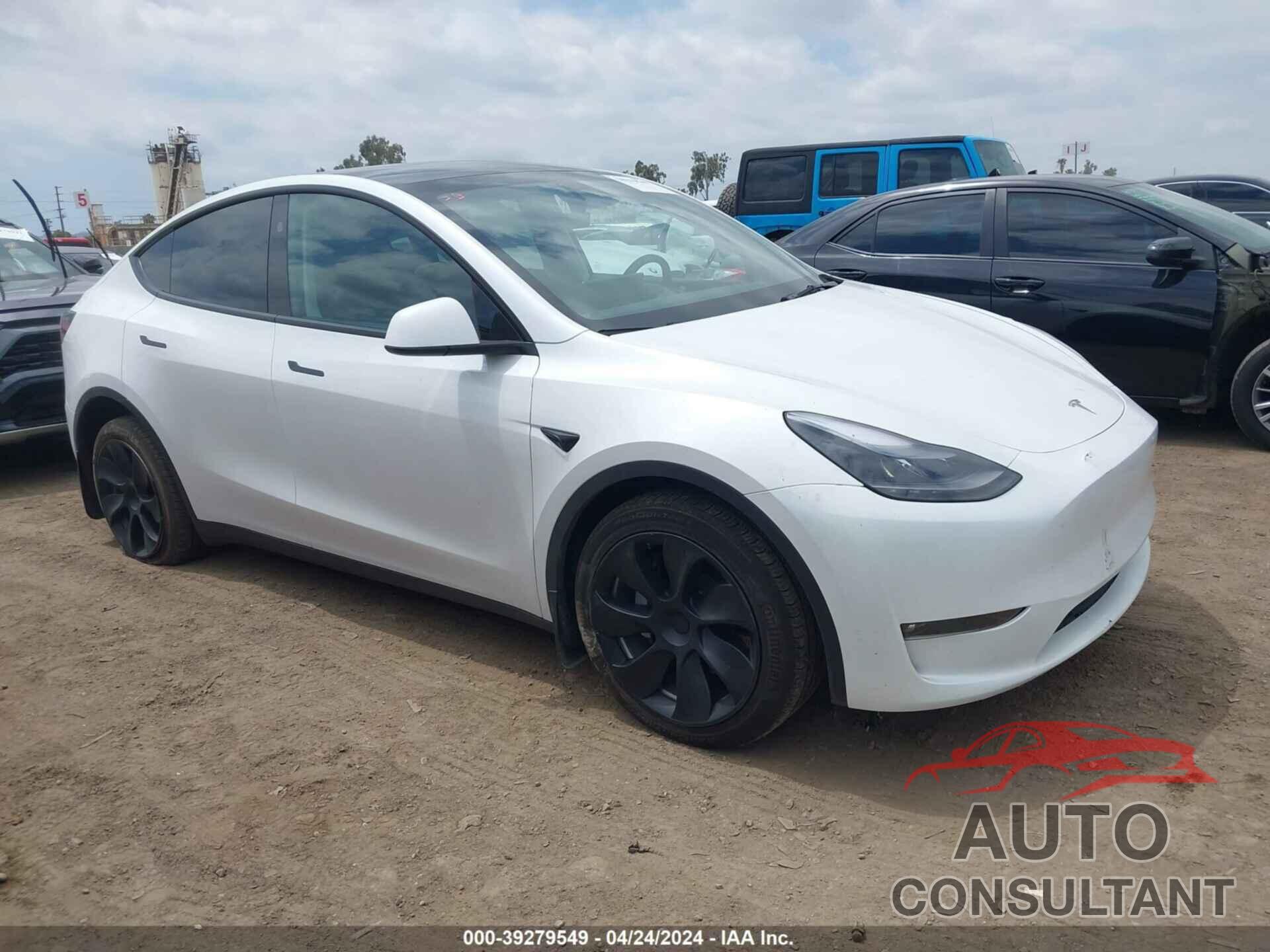 TESLA MODEL Y 2023 - 7SAYGDEE6PF799288