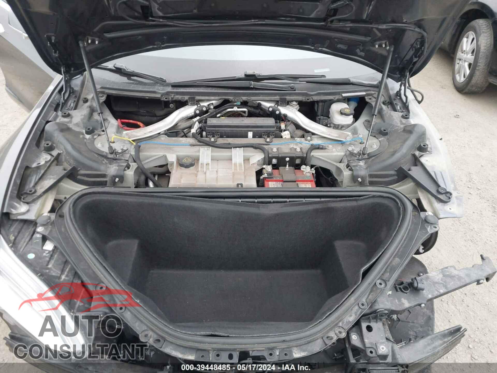 TESLA MODEL S 2018 - 5YJSA1E29JF261586