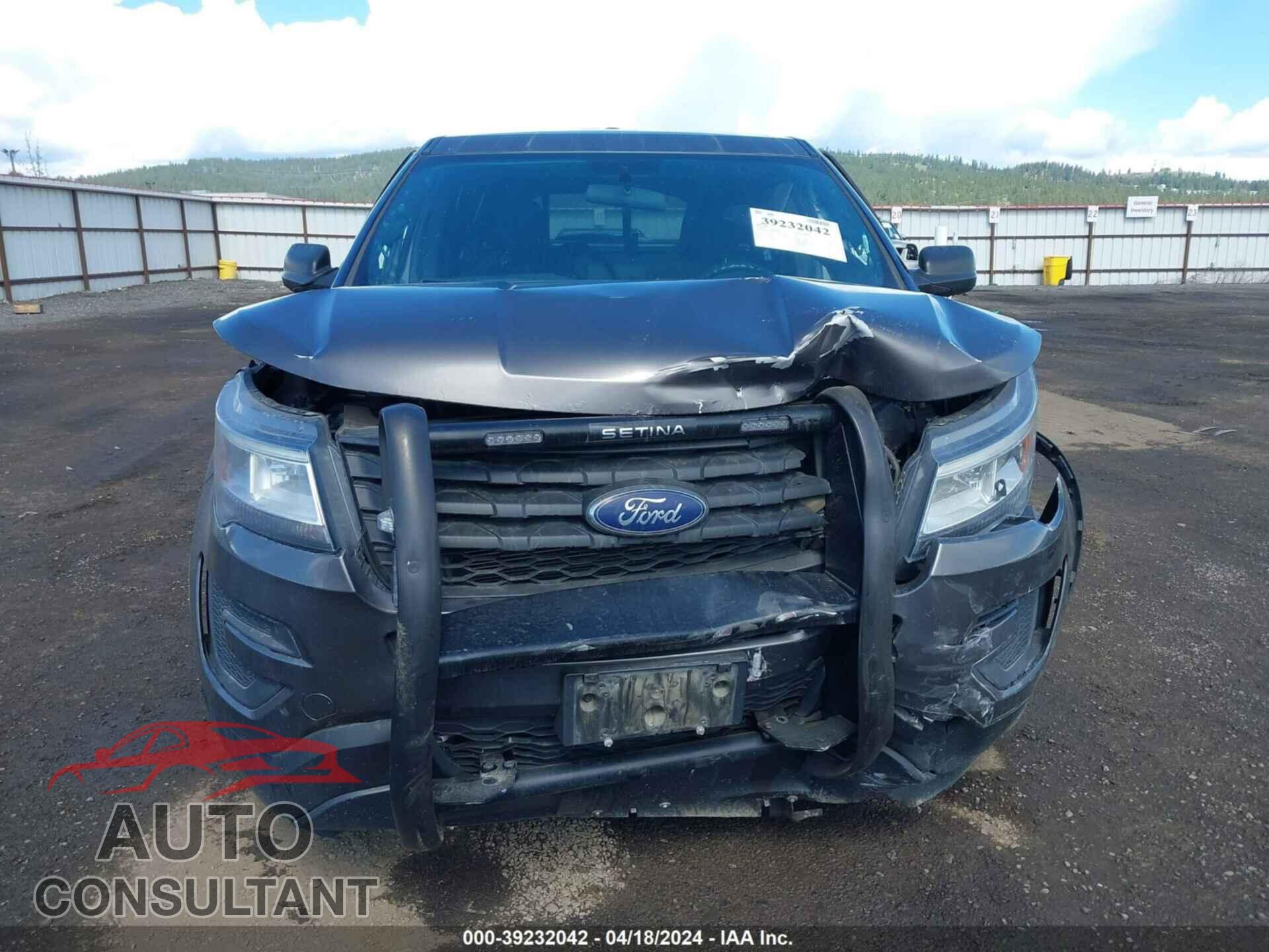 FORD POLICE INTERCEPTOR UTILITY 2018 - 1FM5K8AR7JGB34827