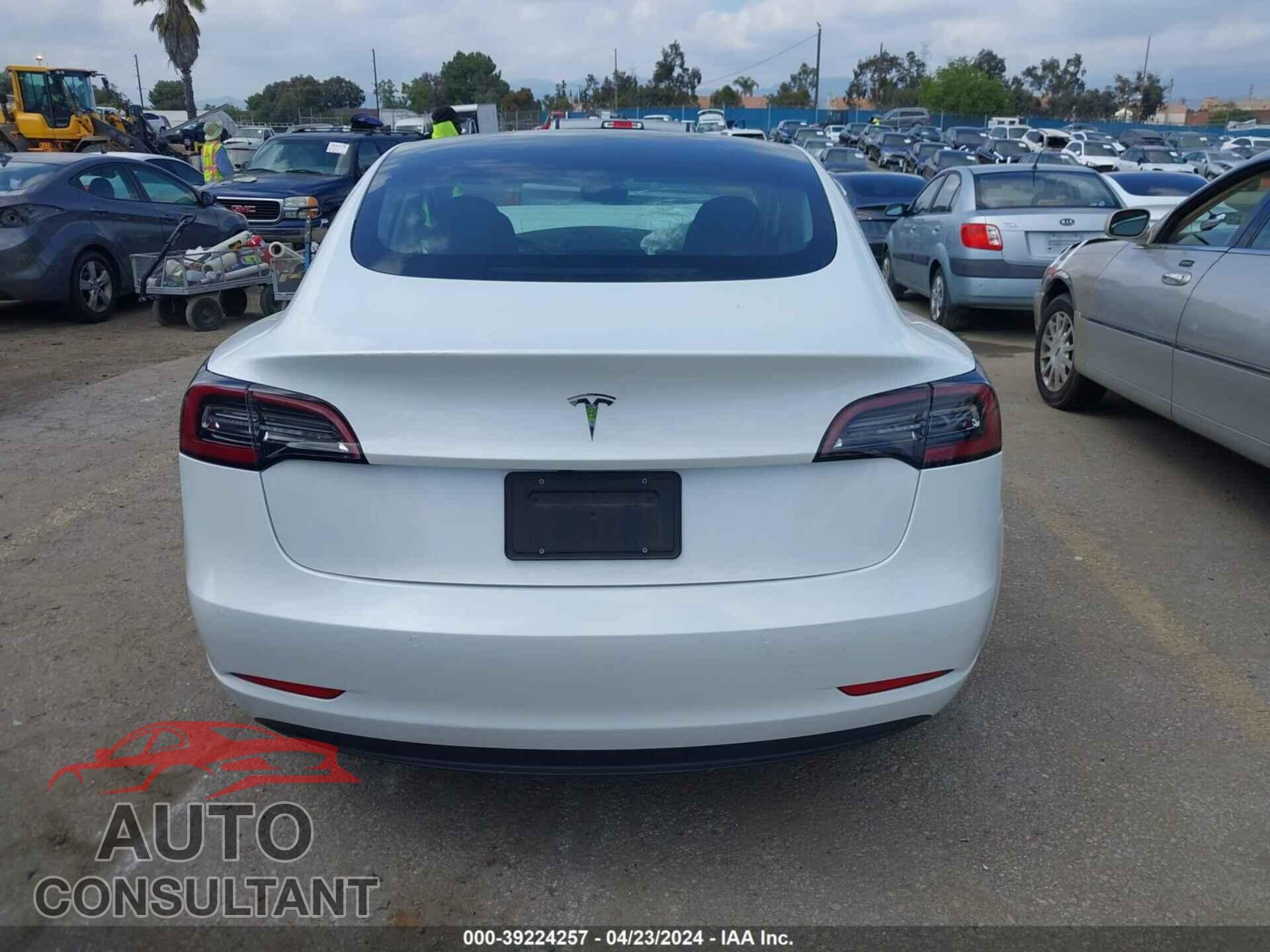 TESLA MODEL 3 2020 - 5YJ3E1EA5LF808033