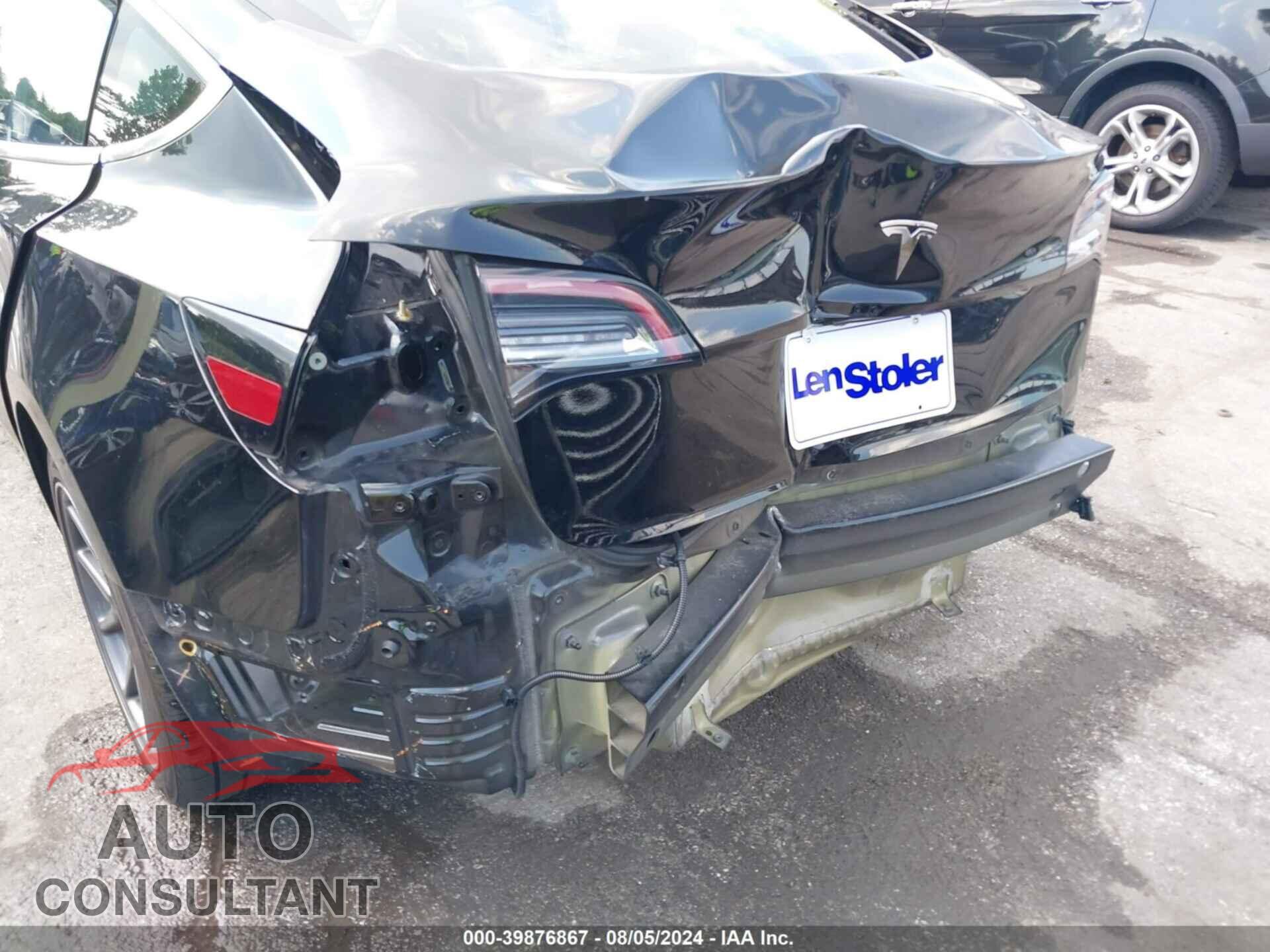 TESLA MODEL 3 2018 - 5YJ3E1EB8JF054079