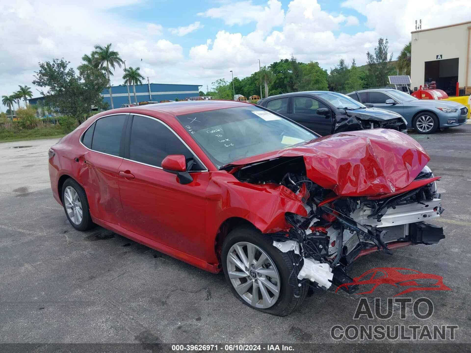 TOYOTA CAMRY 2024 - 4T1C11AK6RU207672