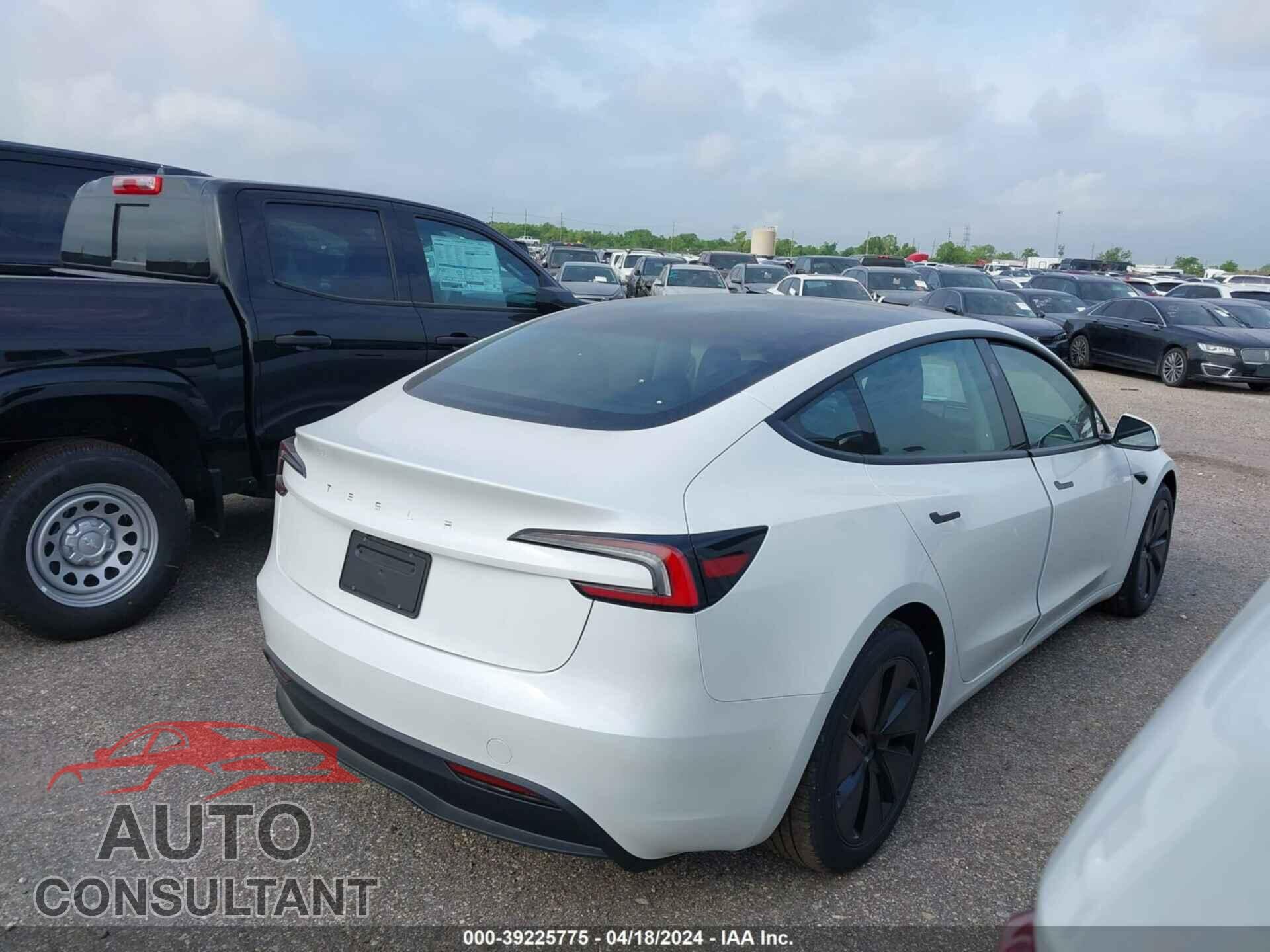 TESLA MODEL 3 2024 - 5YJ3E1EA6RF724442