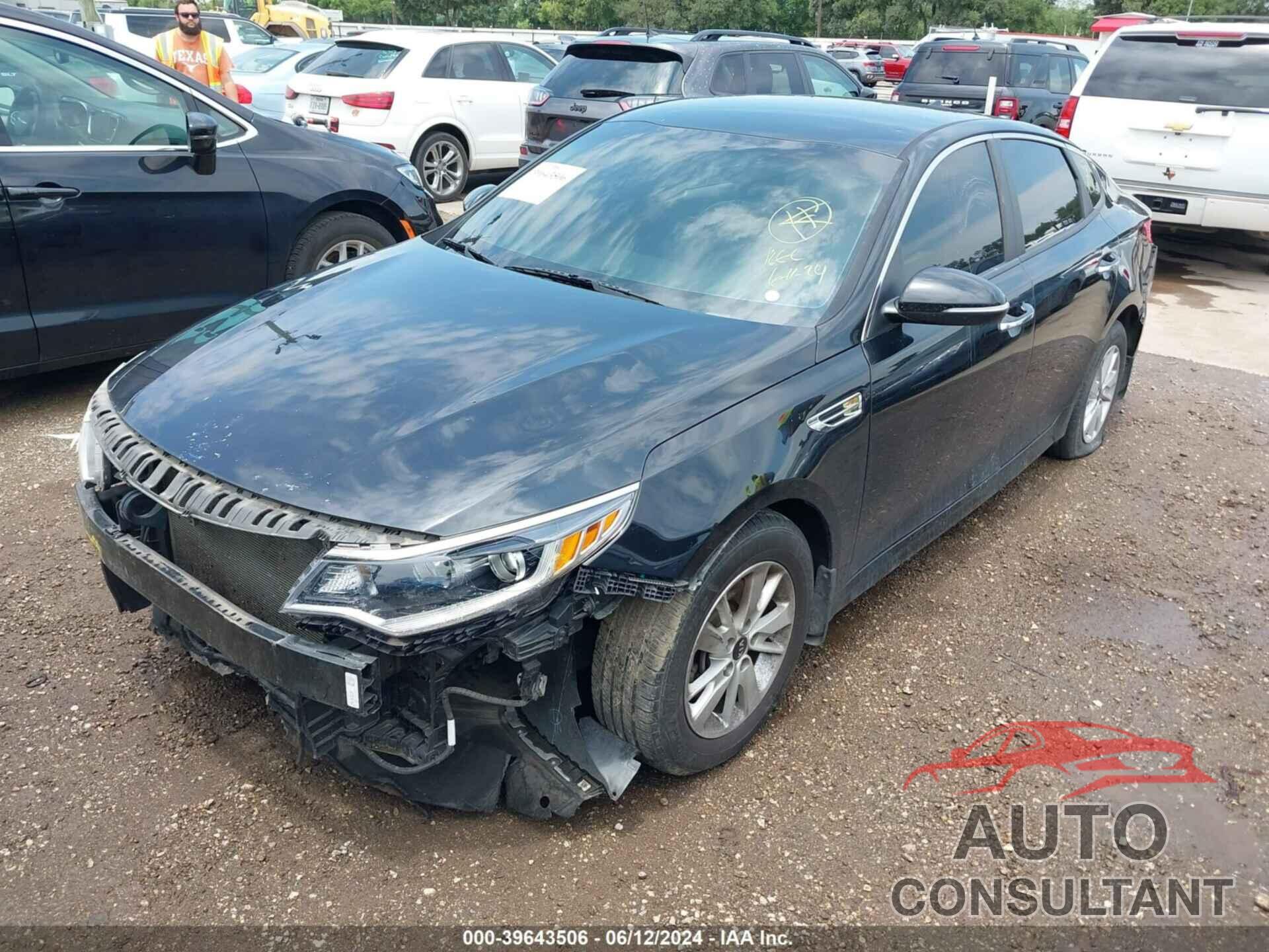 KIA OPTIMA 2017 - 5XXGT4L30HG137338