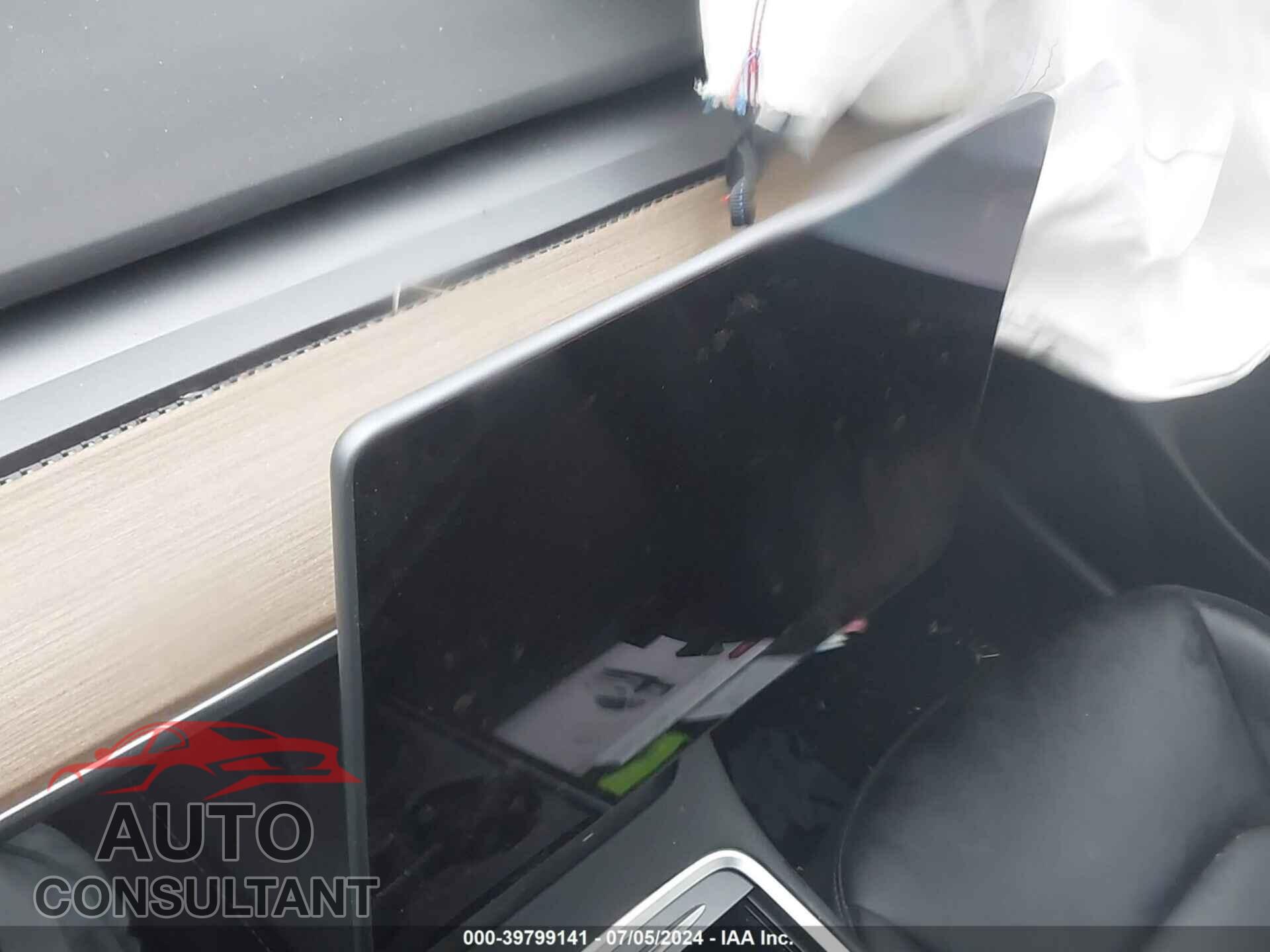 TESLA MODEL 3 2021 - 5YJ3E1EB6MF048950