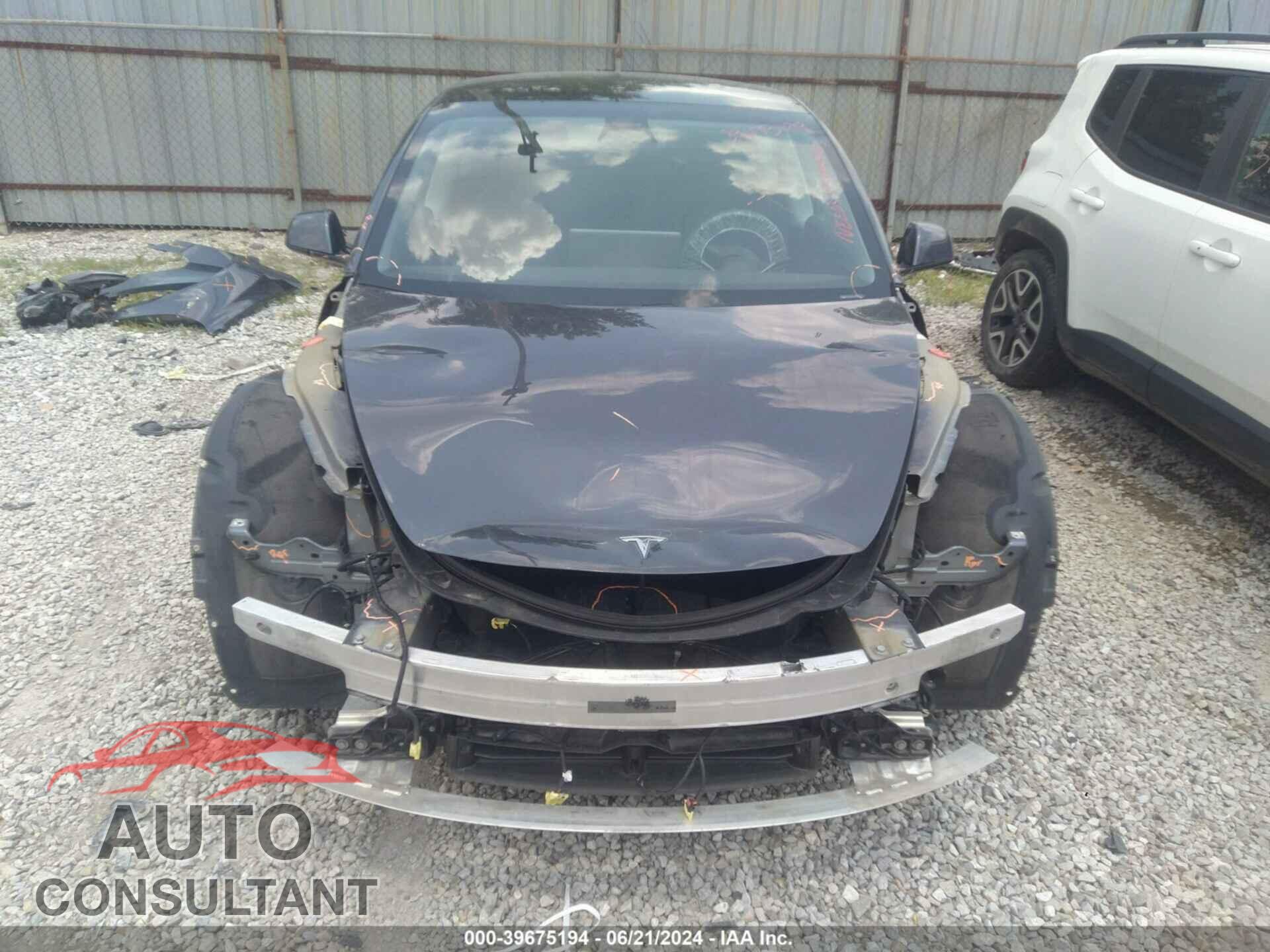 TESLA MODEL 3 2021 - 5YJ3E1EA5MF851644