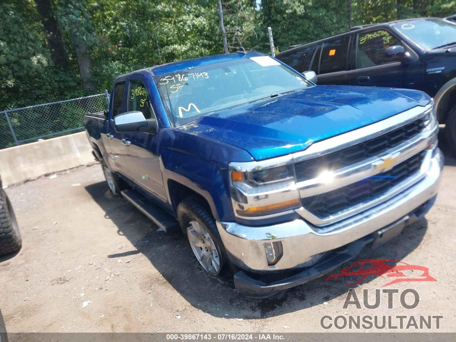 CHEVROLET SILVERADO 1500 2017 - 1GCVKREC2HZ220836