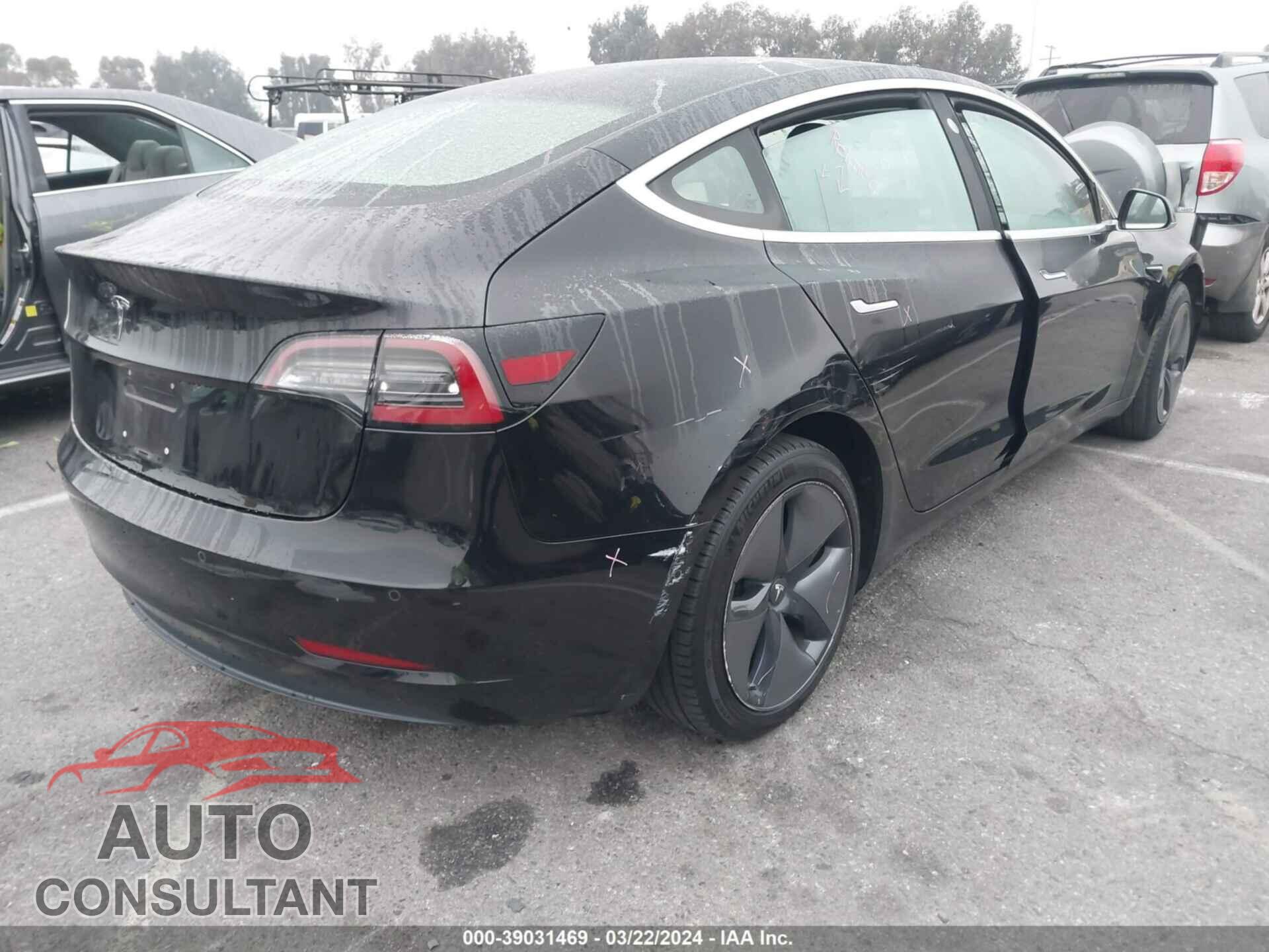 TESLA MODEL 3 2018 - 5YJ3E1EA4JF070948