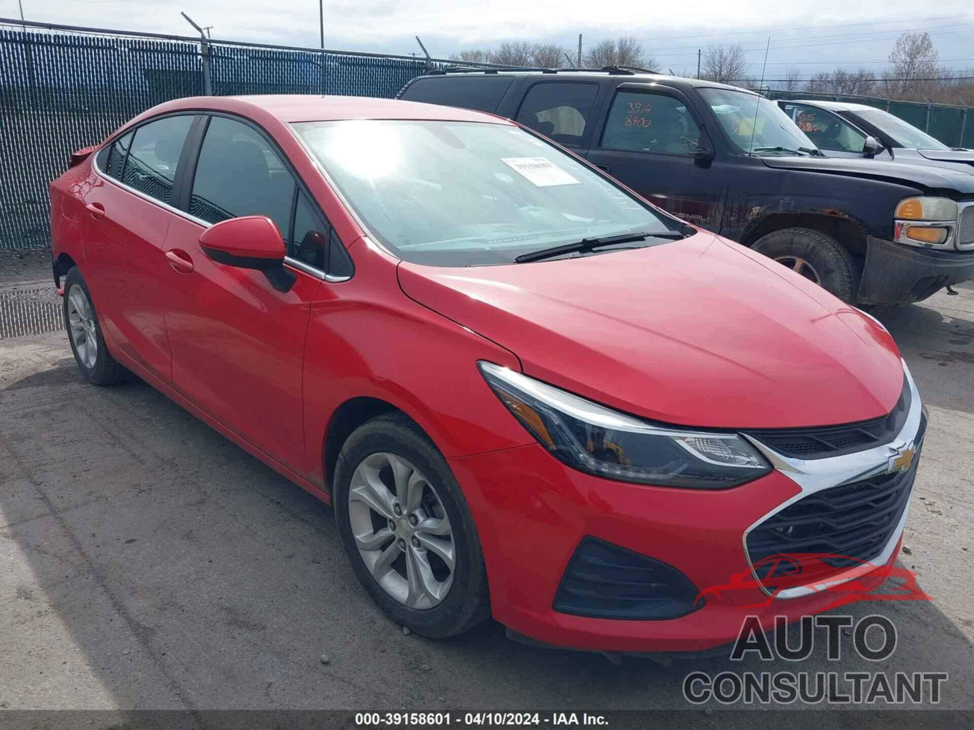 CHEVROLET CRUZE 2019 - 1G1BE5SM3K7142546