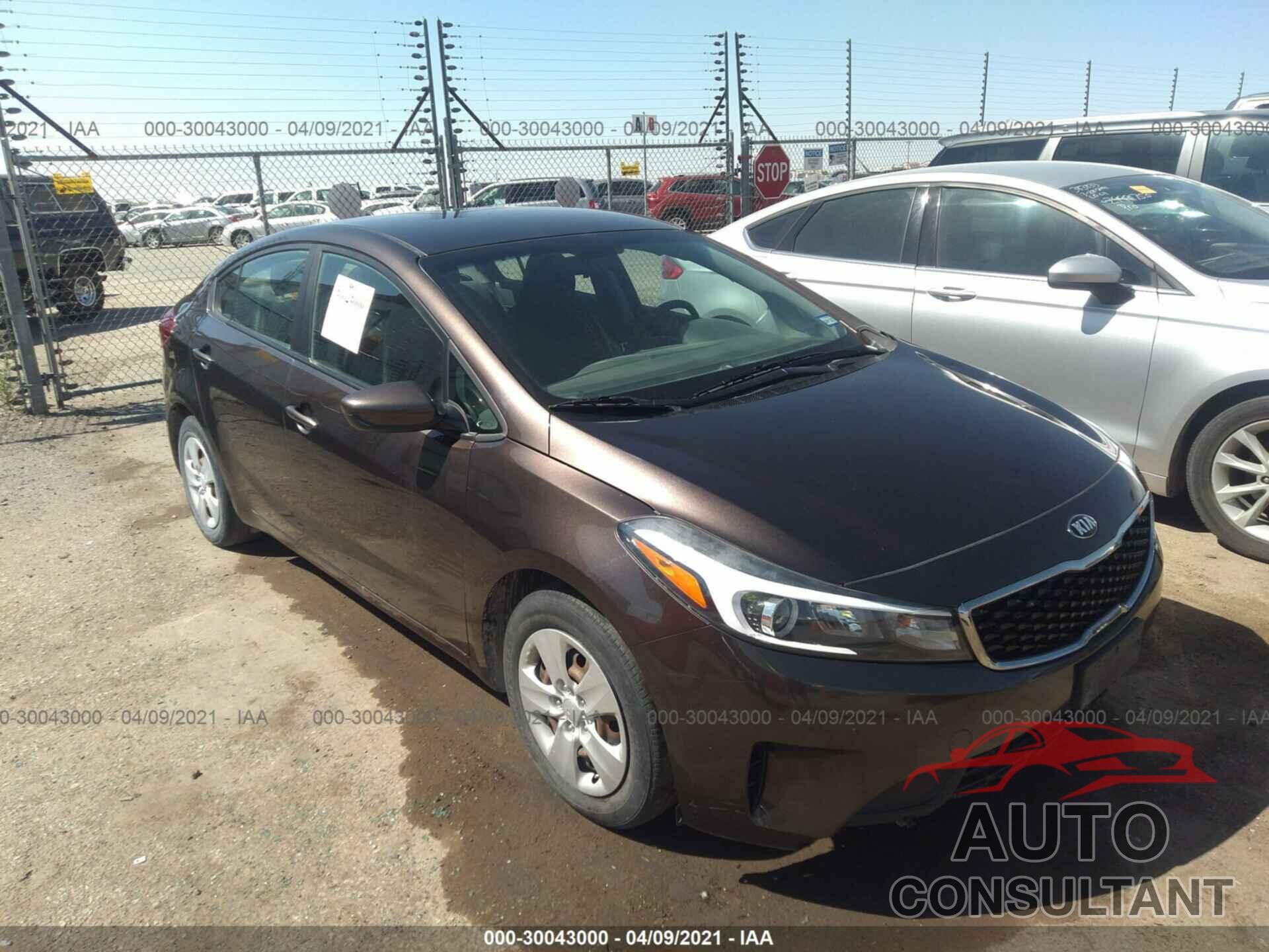 KIA FORTE 2018 - 3KPFK4A75JE194220