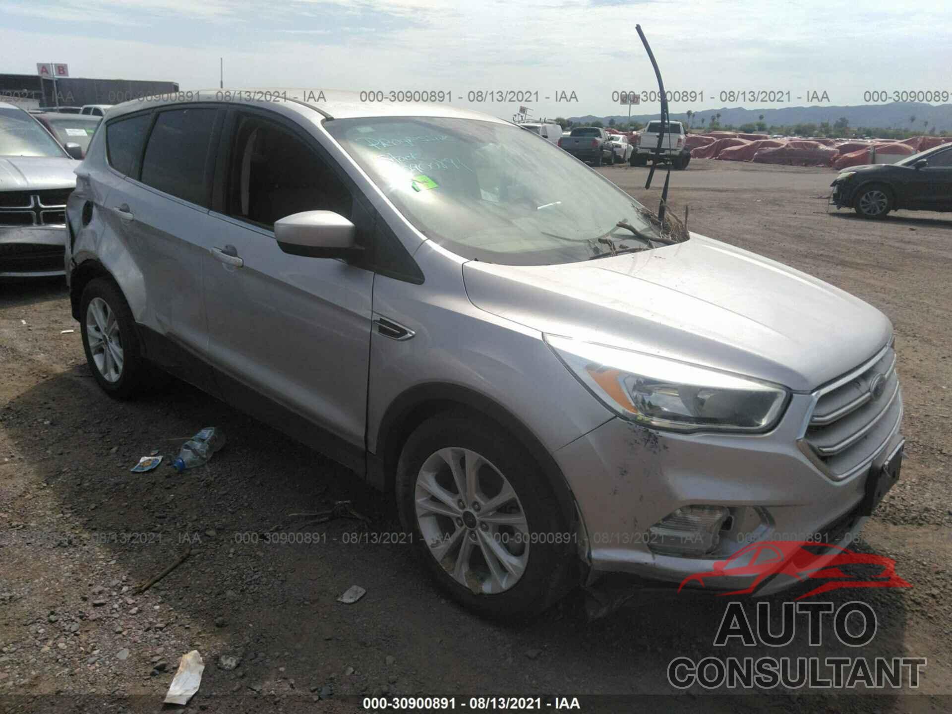 FORD ESCAPE 2017 - 1FMCU0GDXHUE38910