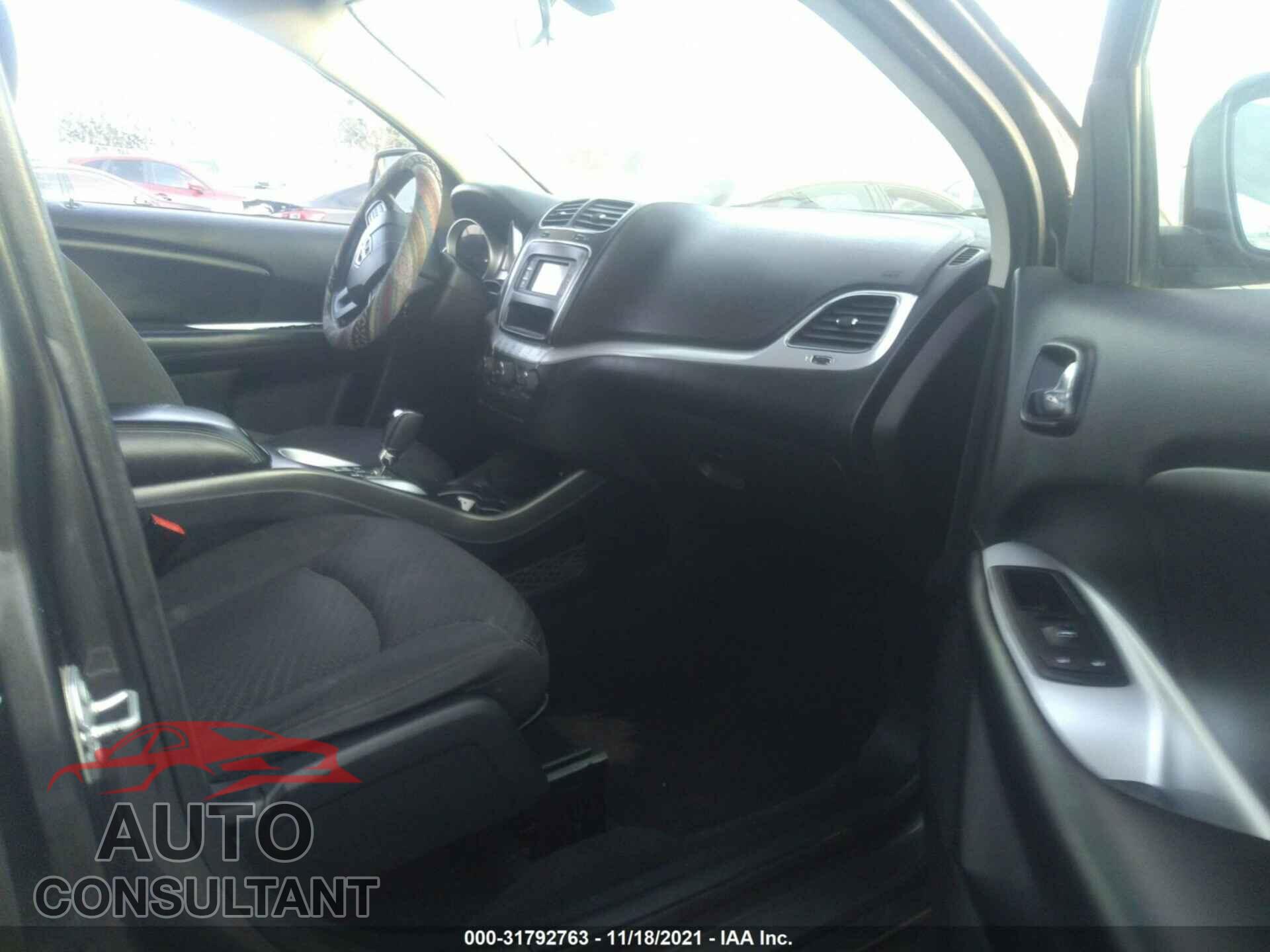 DODGE JOURNEY 2017 - 3C4PDCBG4HT525396