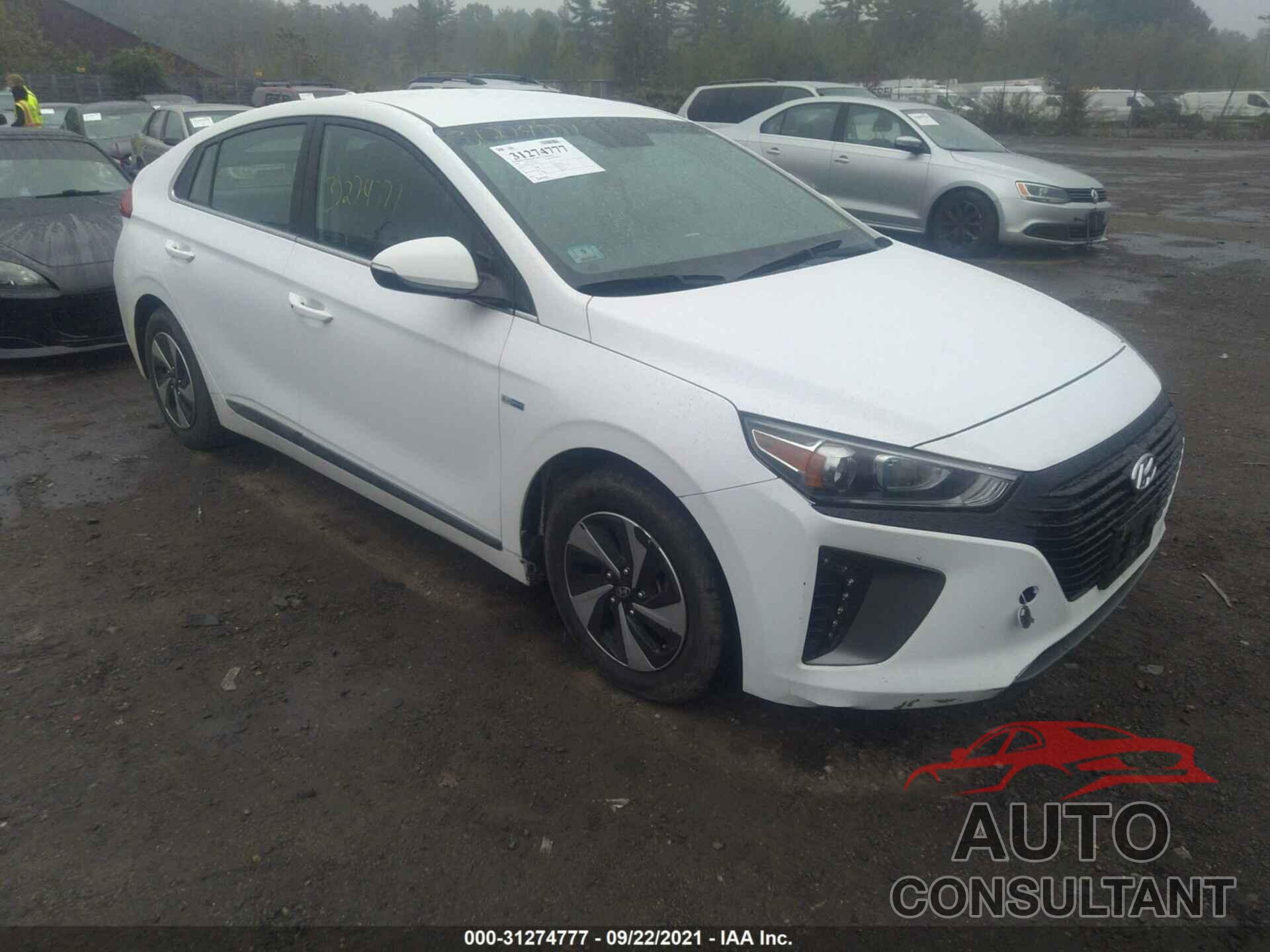 HYUNDAI IONIQ HYBRID 2017 - KMHC75LC9HU041030