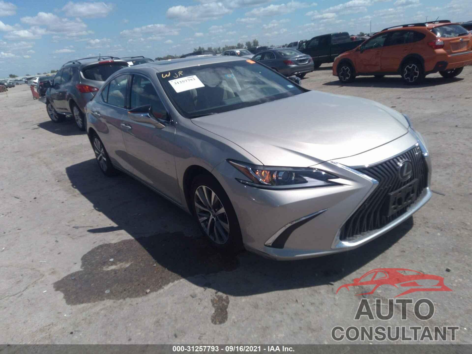 LEXUS ES 2019 - 58ABZ1B10KU004639