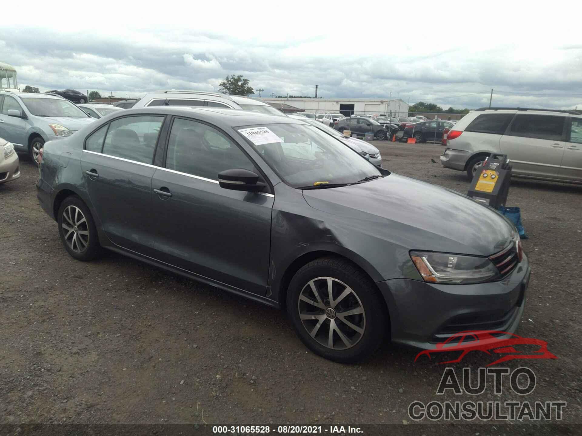 VOLKSWAGEN JETTA 2017 - 3VWDB7AJ8HM235120