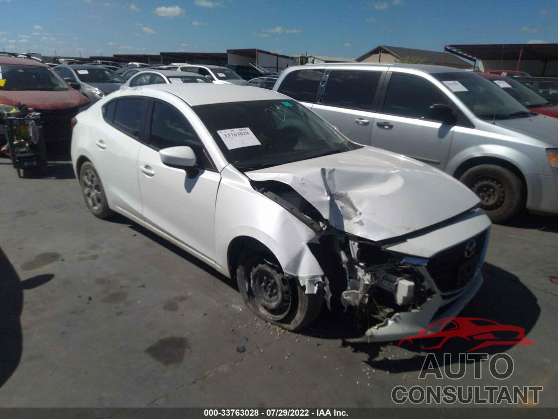 MAZDA MAZDA3 4-DOOR 2017 - JM1BN1U70H1142412