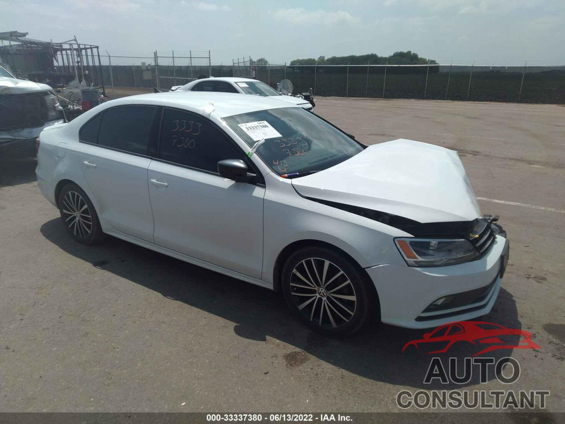 VOLKSWAGEN JETTA SEDAN 2016 - 3VWD17AJ4GM321137