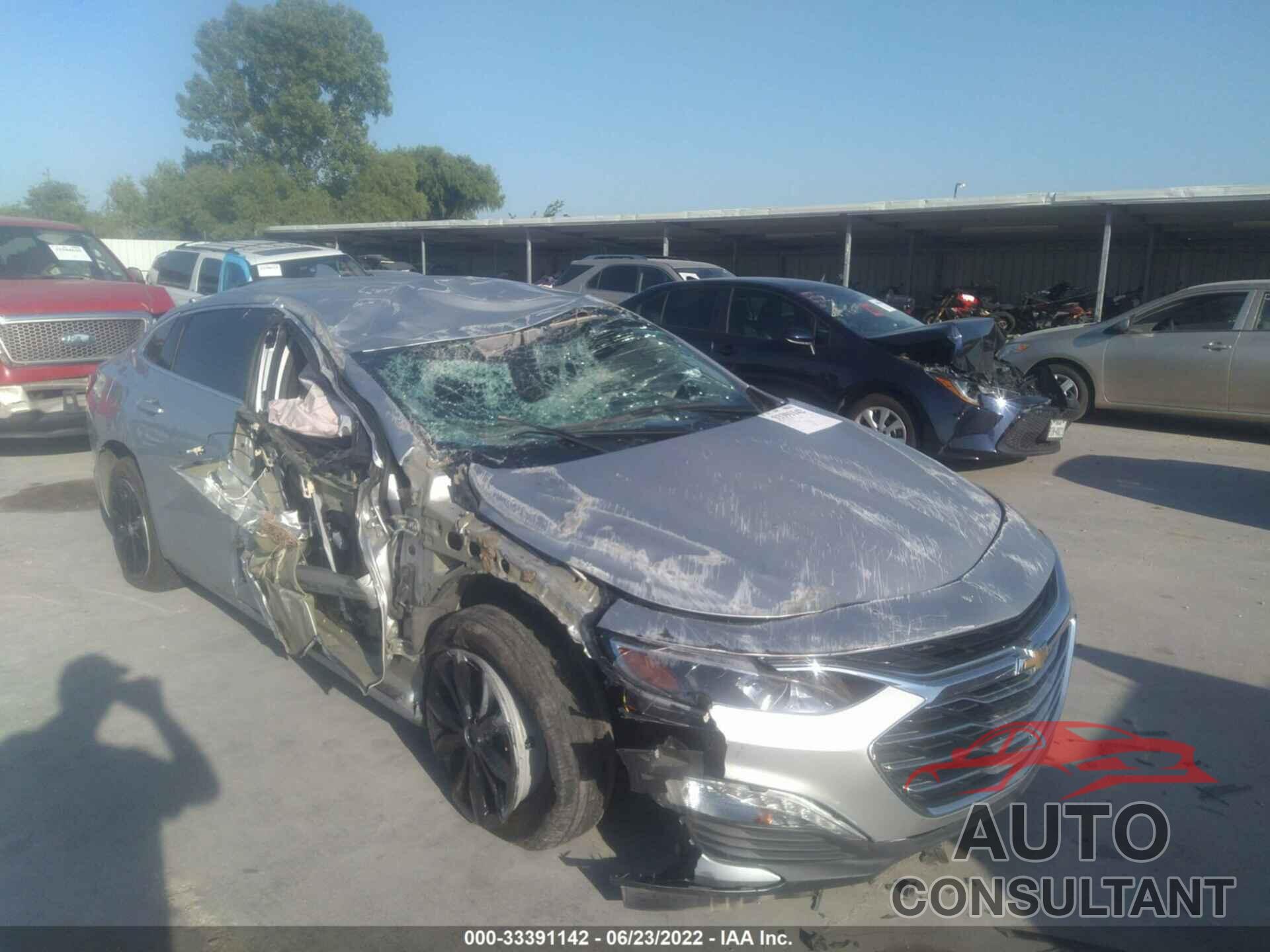 CHEVROLET MALIBU 2020 - 1G1ZD5ST3LF123916