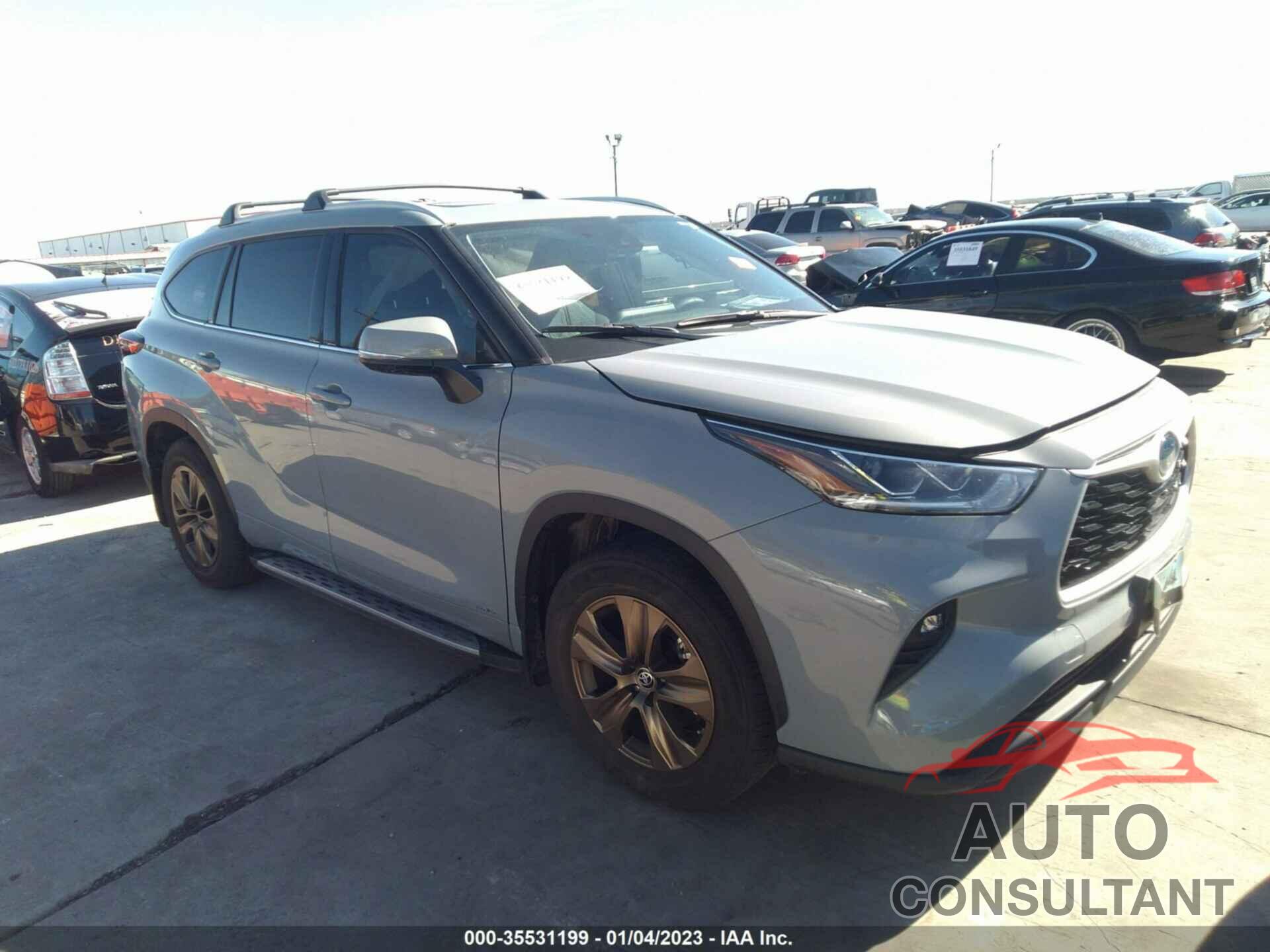 TOYOTA HIGHLANDER 2022 - 5TDABRCH9NS560060