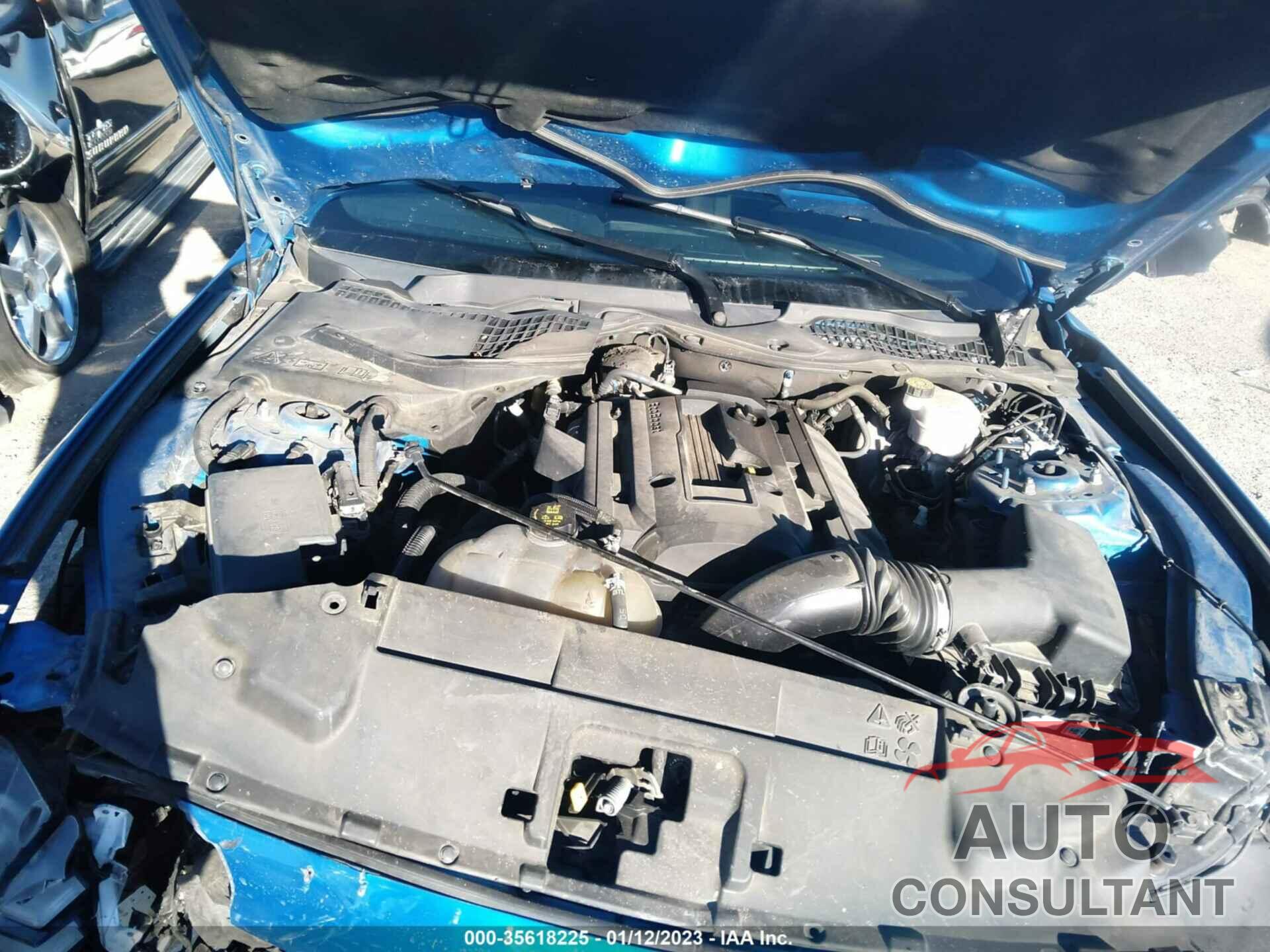 FORD MUSTANG 2019 - 1FA6P8TH2K5176341