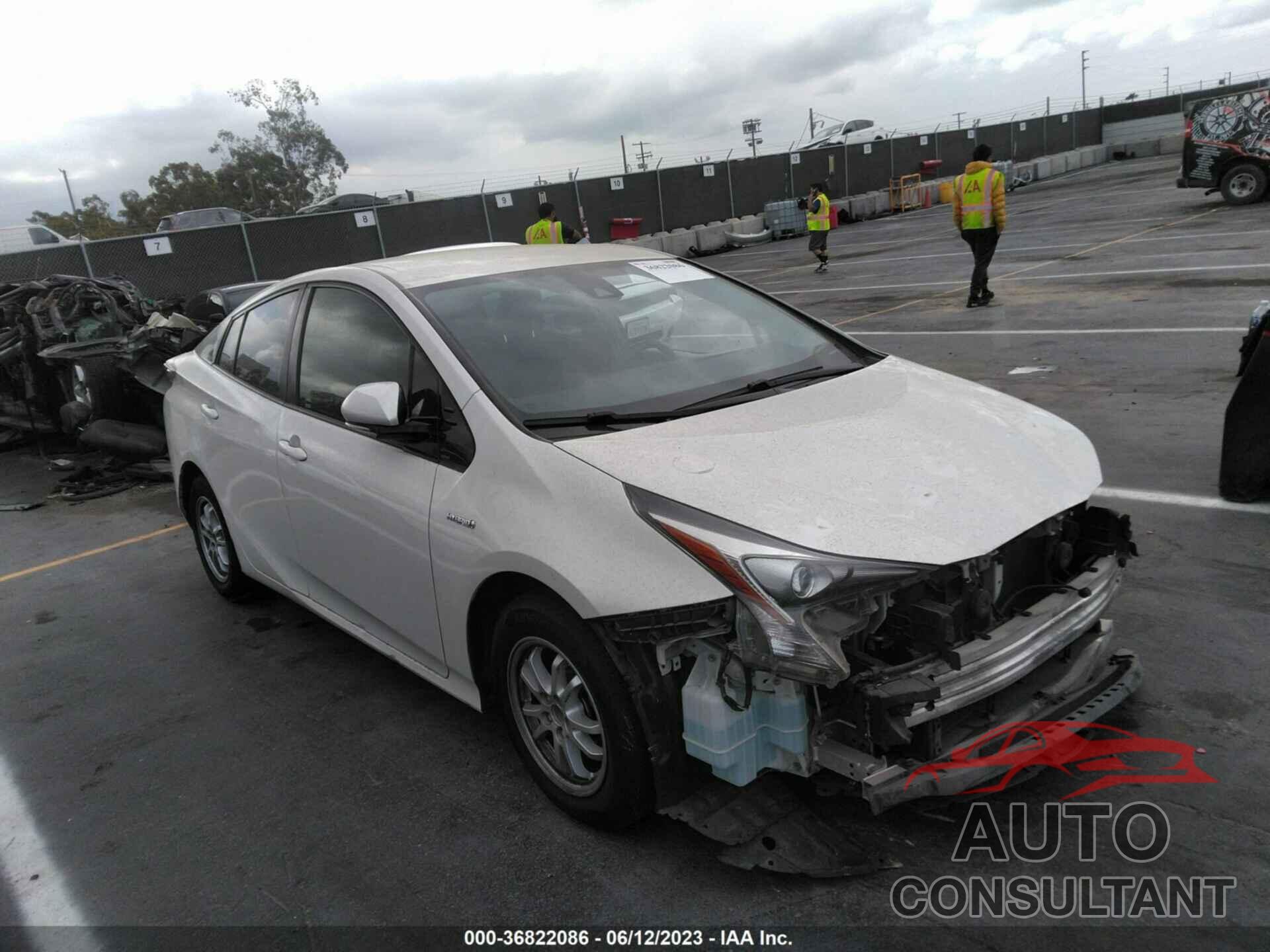 TOYOTA PRIUS 2018 - JTDKBRFU4J3587241