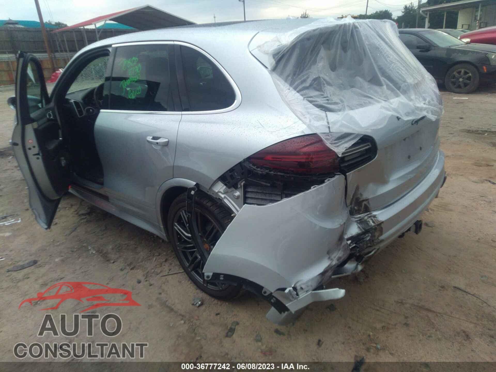 PORSCHE CAYENNE 2016 - WP1AD2A26GLA79606