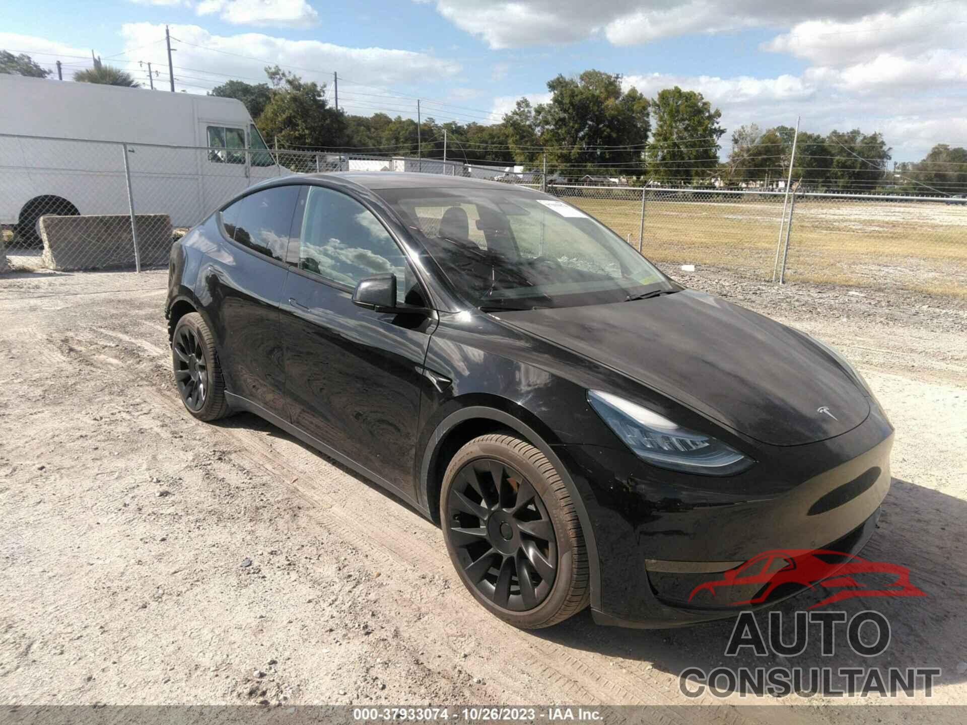 TESLA MODEL Y 2020 - 5YJYGDEE9LF027164