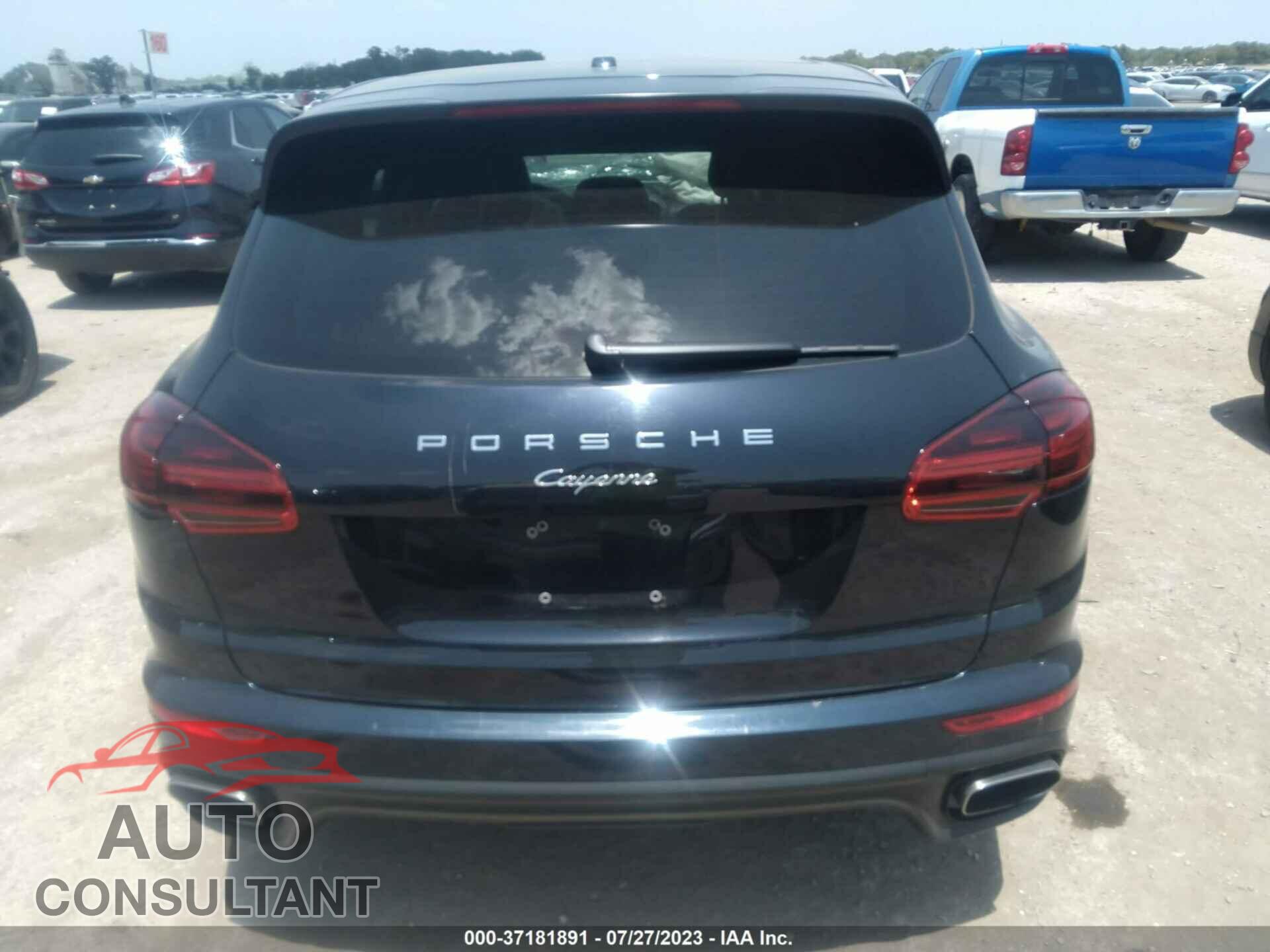 PORSCHE CAYENNE 2017 - WP1AA2A29HKA87487