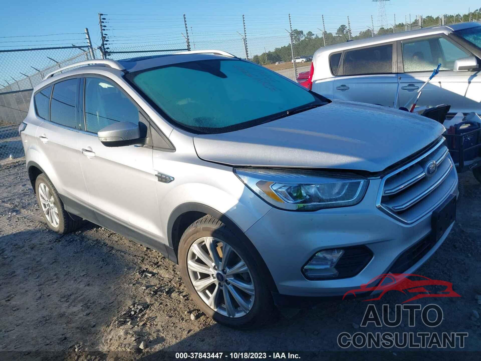 FORD ESCAPE 2017 - 1FMCU0JD6HUC71910