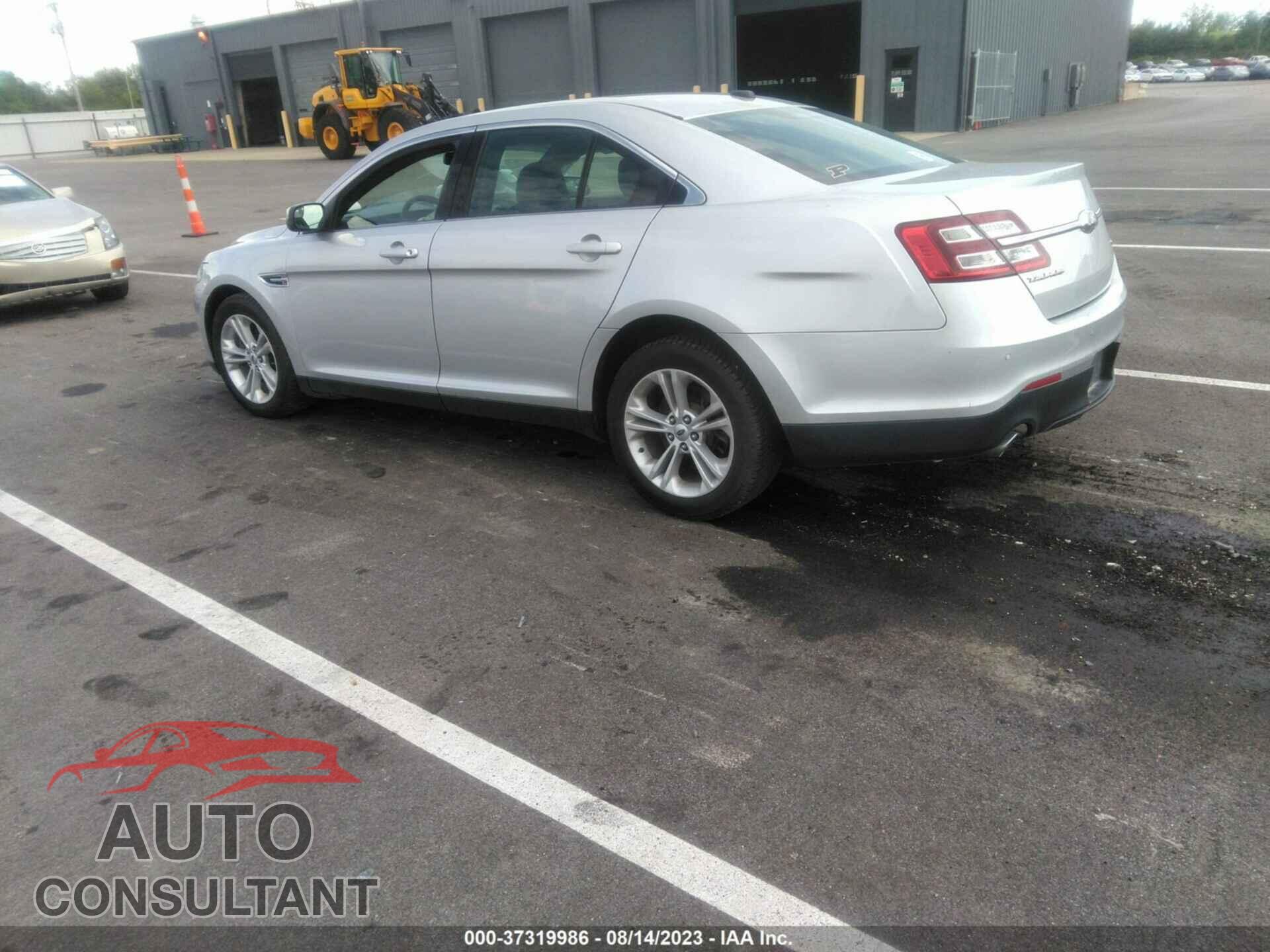 FORD TAURUS 2017 - 1FAHP2E83HG119646