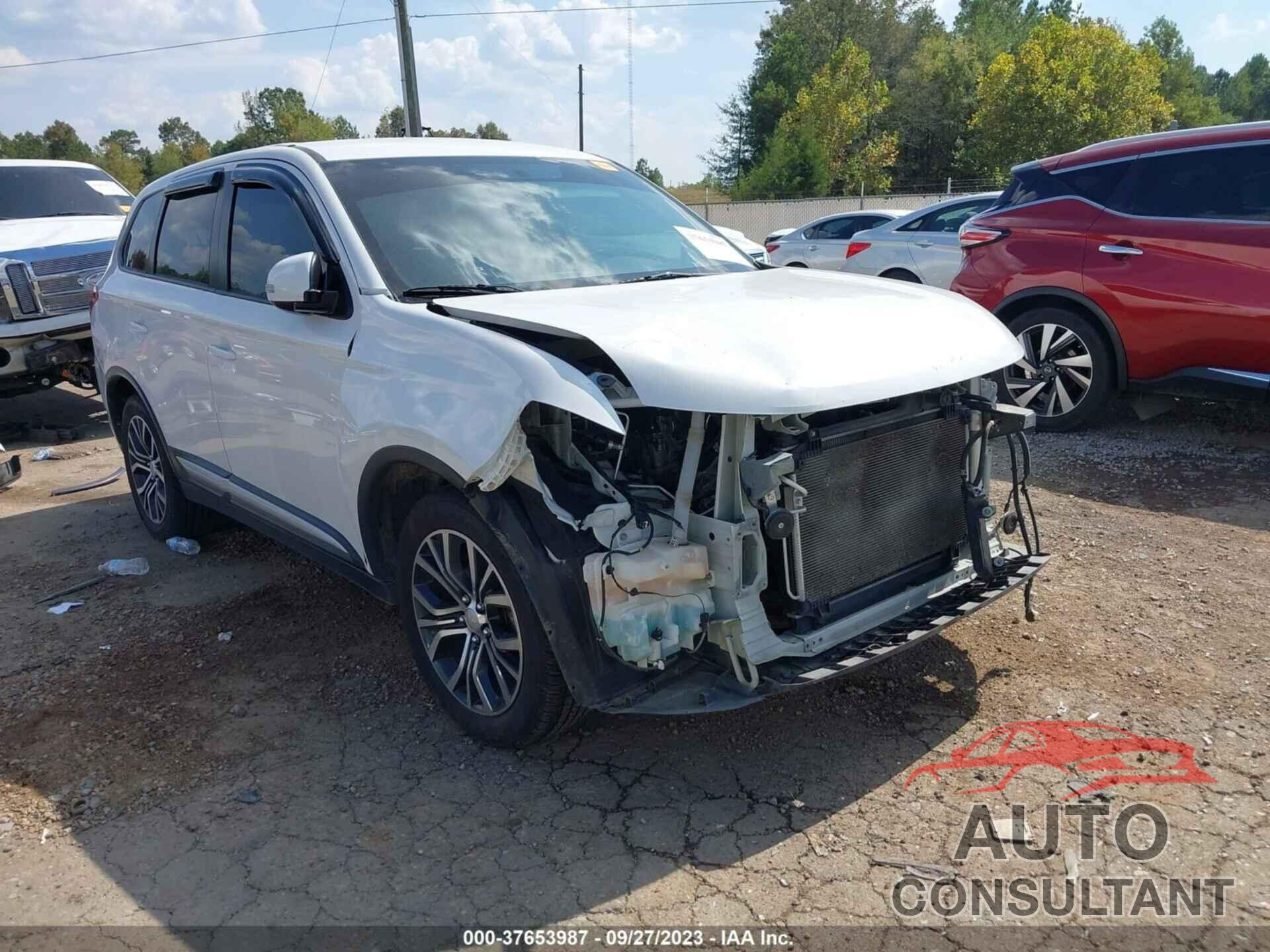 MITSUBISHI OUTLANDER 2017 - JA4AD3A38HZ023594