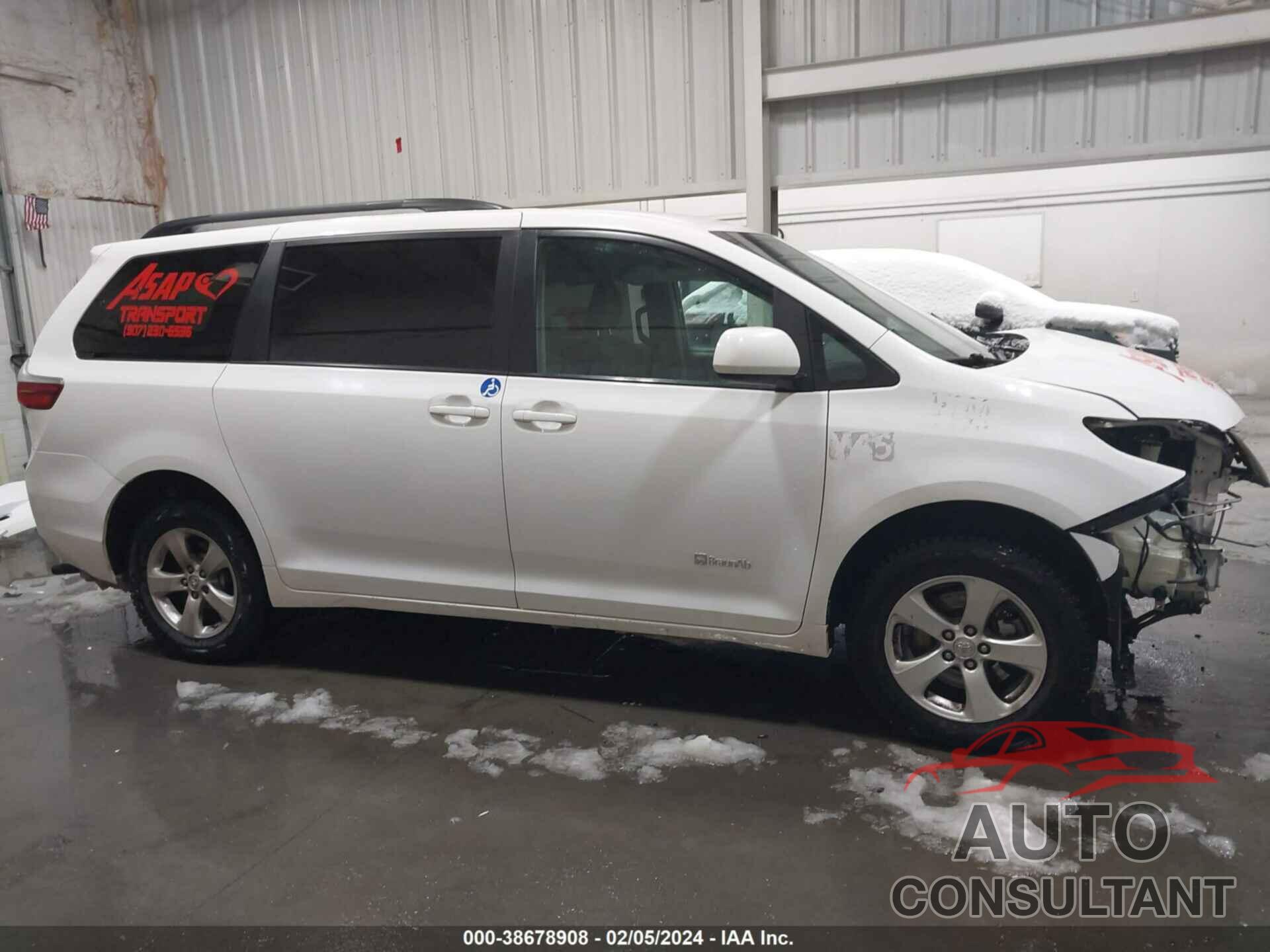 TOYOTA SIENNA 2017 - 5TDKZ3DC3HS863257