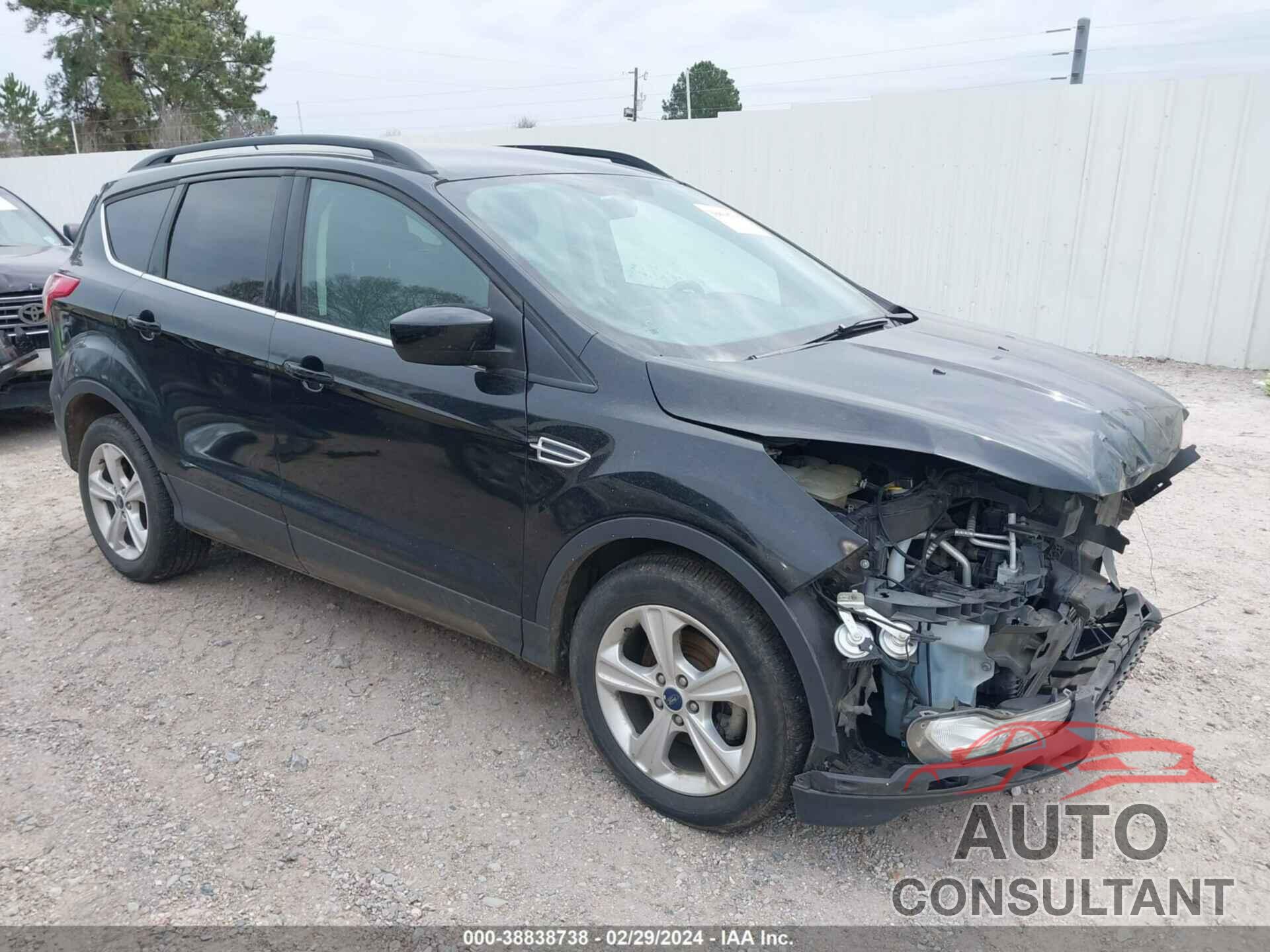 FORD ESCAPE 2016 - 1FMCU0GXXGUB66593