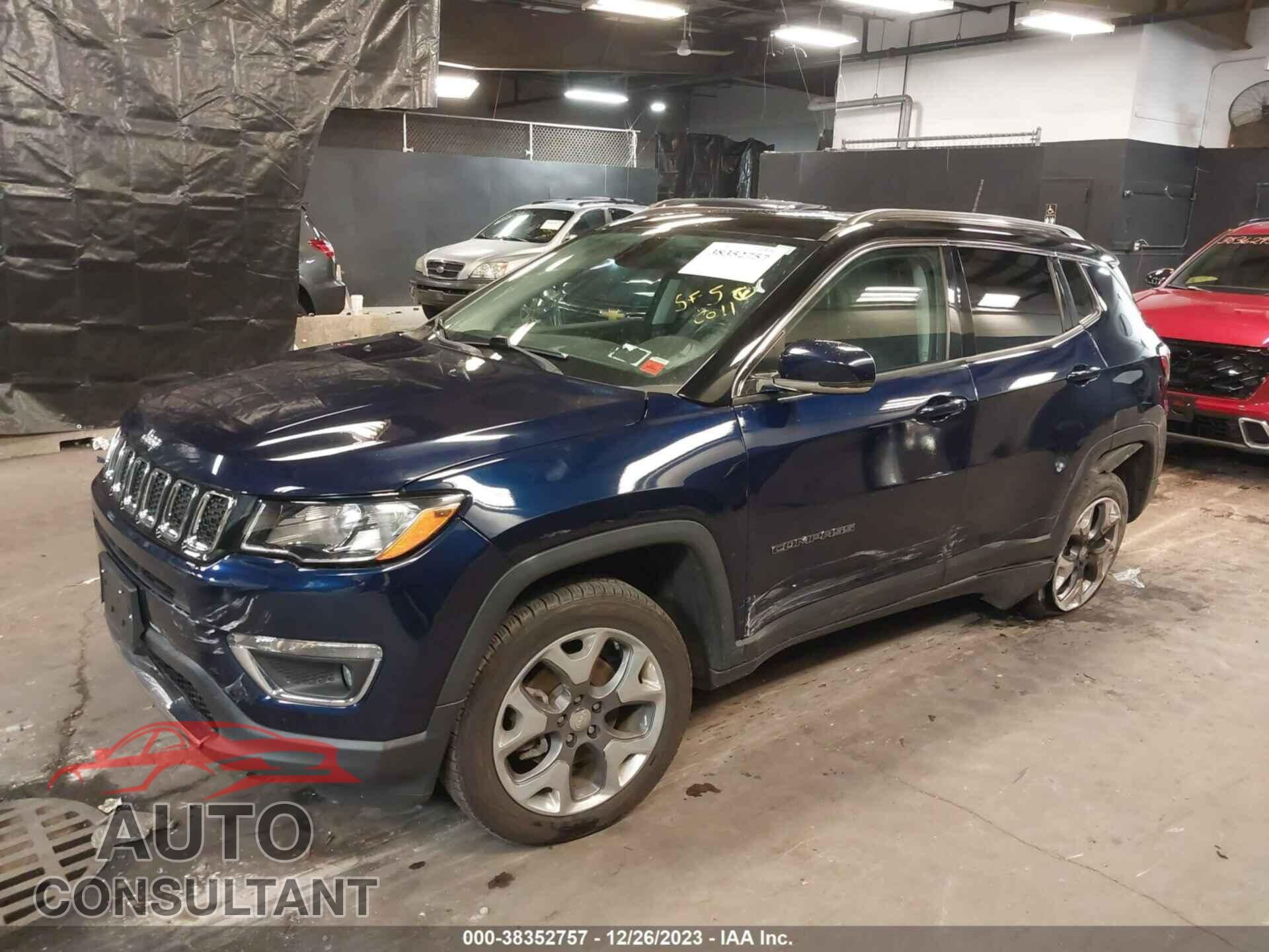 JEEP COMPASS 2018 - 3C4NJDCB4JT263961