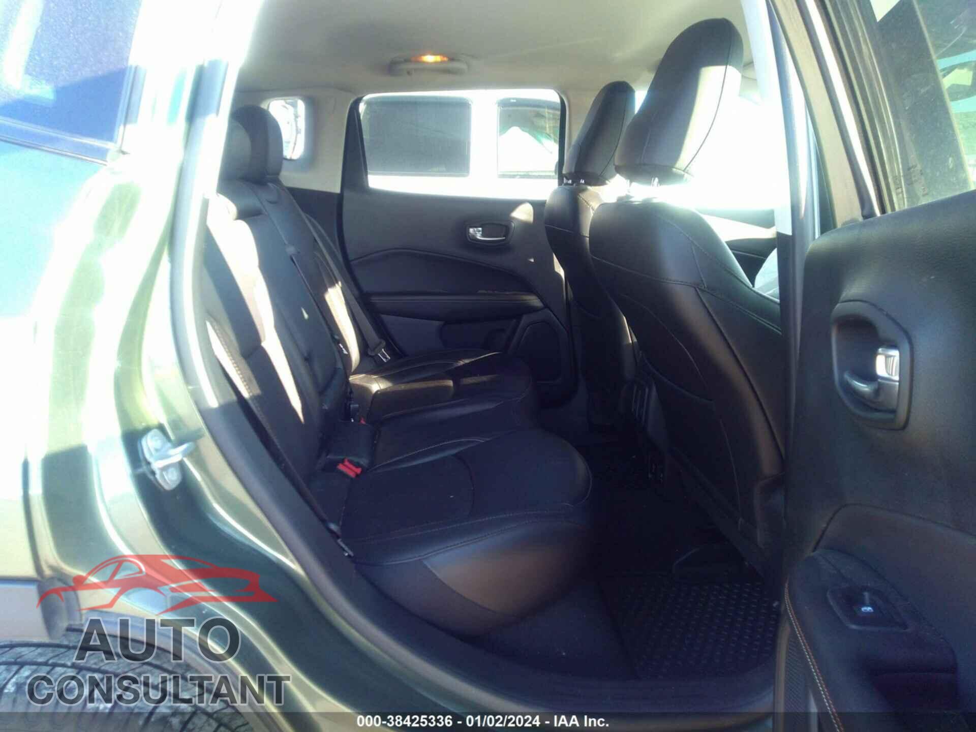 JEEP COMPASS 2020 - 3C4NJDBB9LT251812