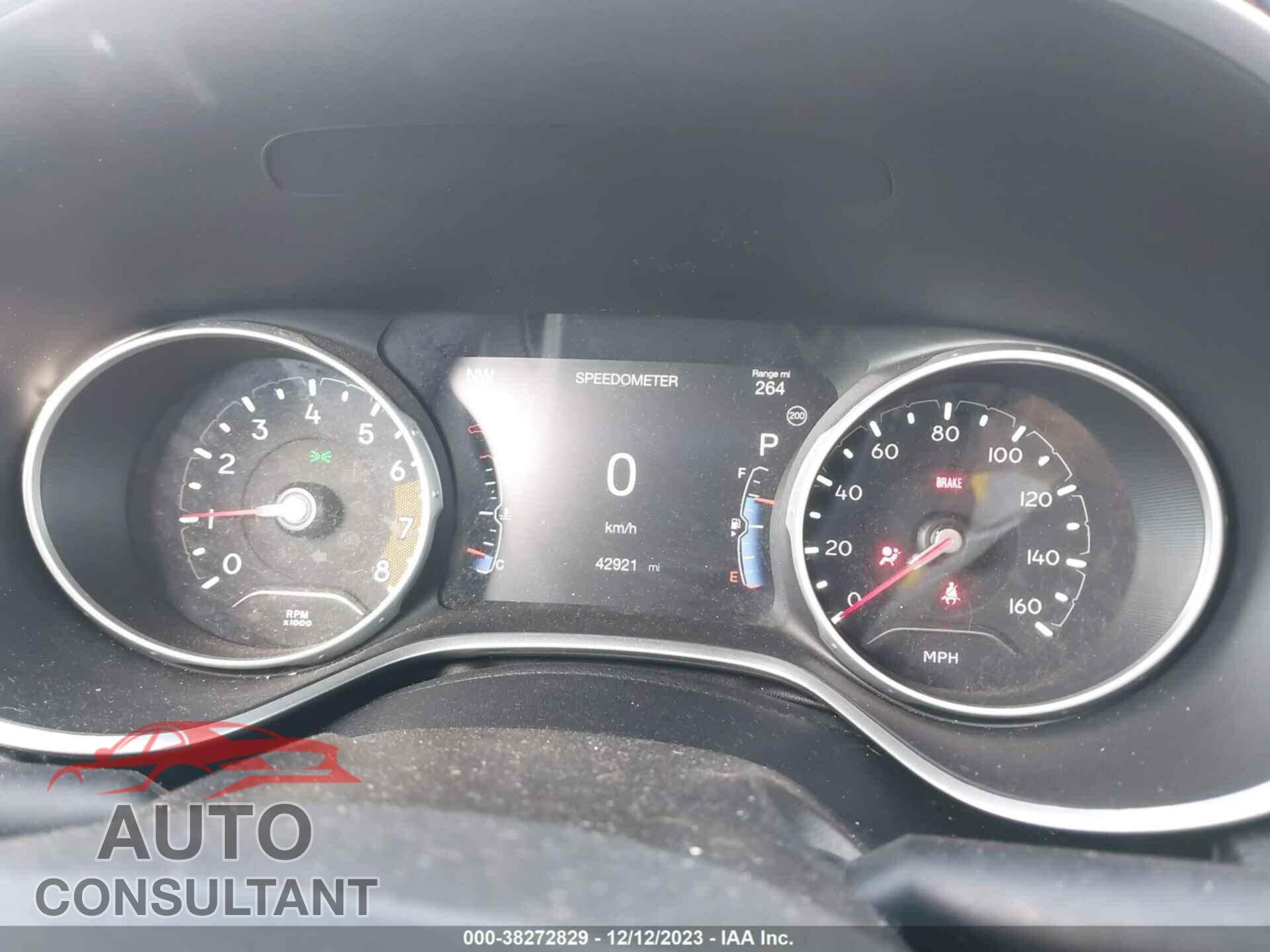 JEEP COMPASS 2018 - 3C4NJDCB1JT201854