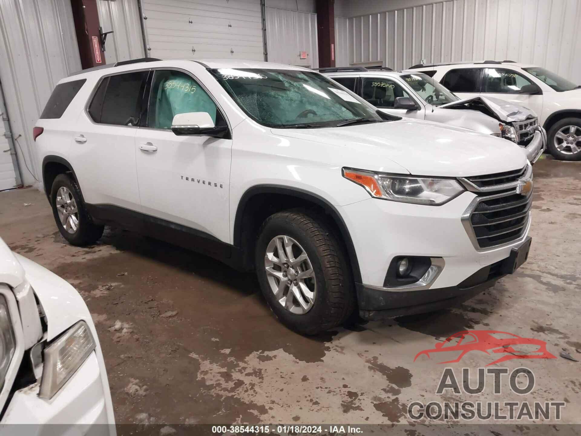 CHEVROLET TRAVERSE 2018 - 1GNEVGKW2JJ211012