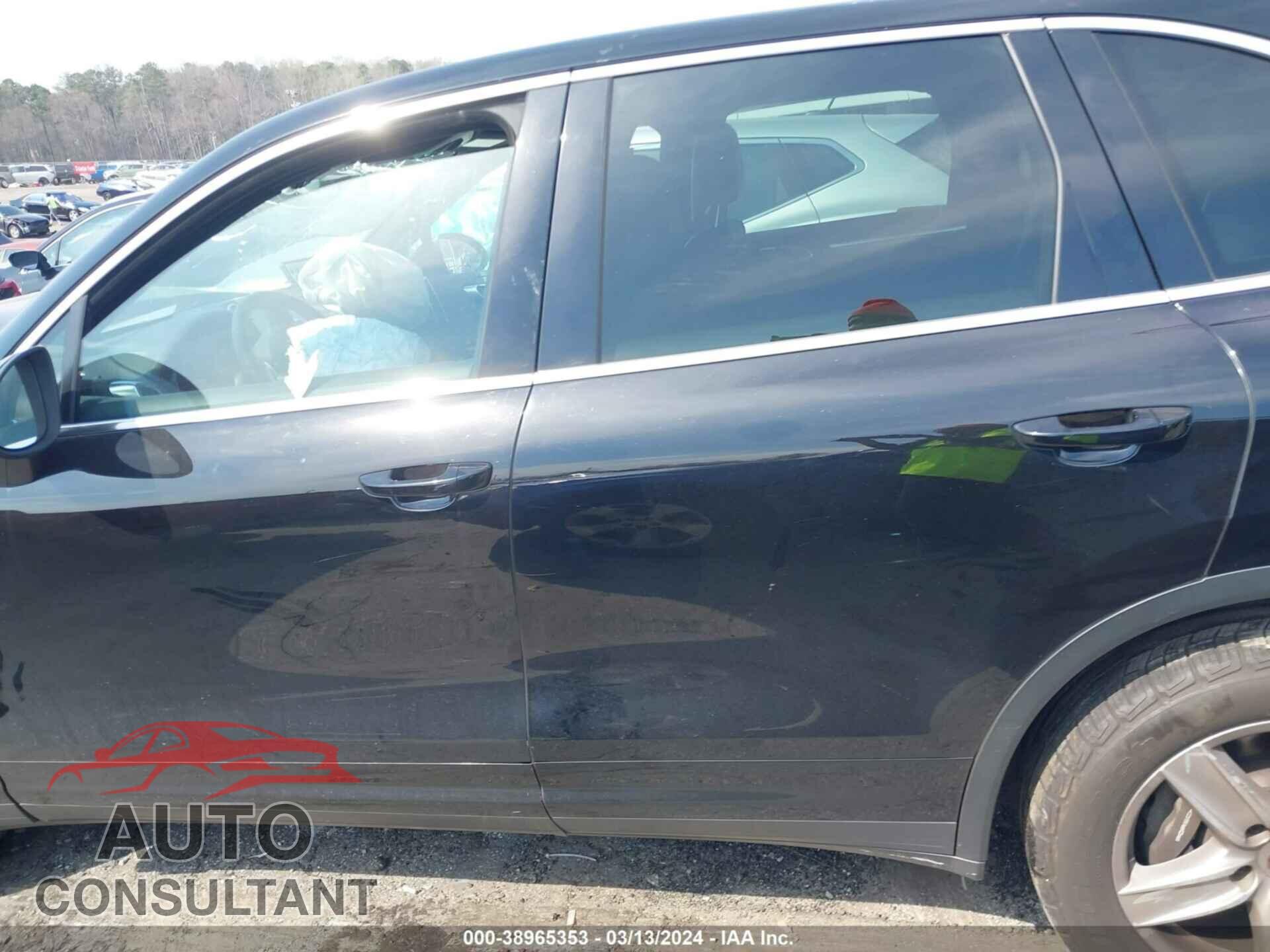 PORSCHE CAYENNE 2014 - WP1AA2A20ELA96701
