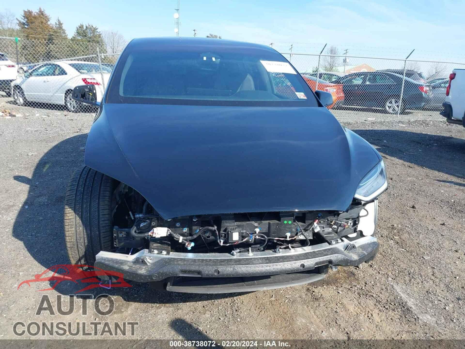 TESLA MODEL X 2023 - 7SAXCDE5XPF367147