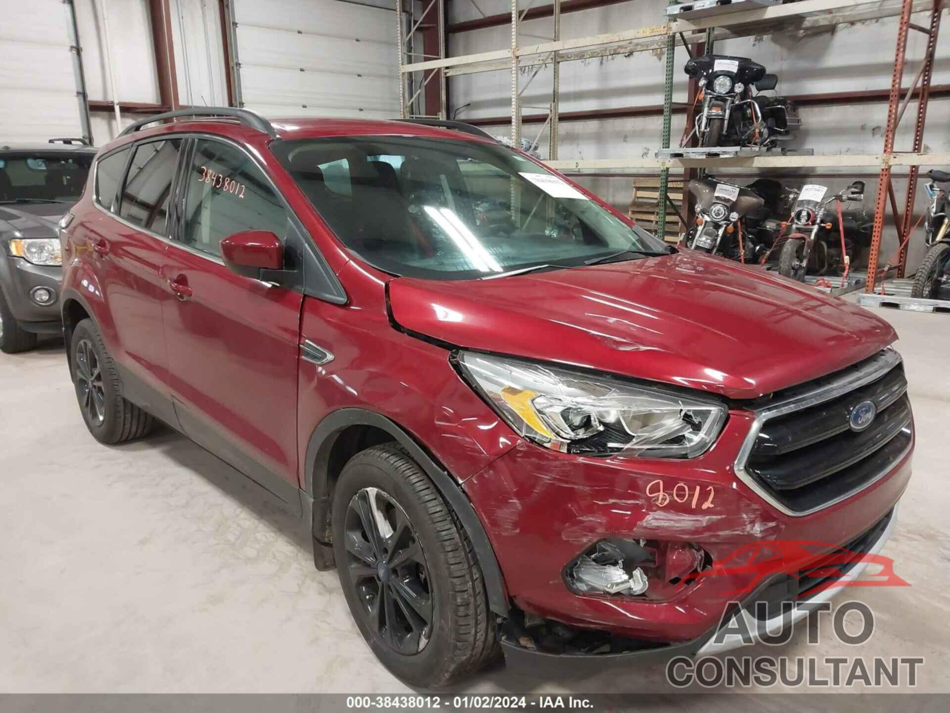 FORD ESCAPE 2017 - 1FMCU9GD1HUB17701