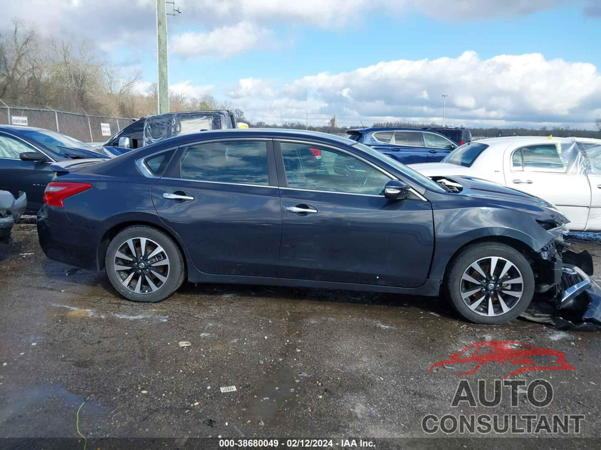 NISSAN ALTIMA 2018 - 1N4AL3AP8JC122457