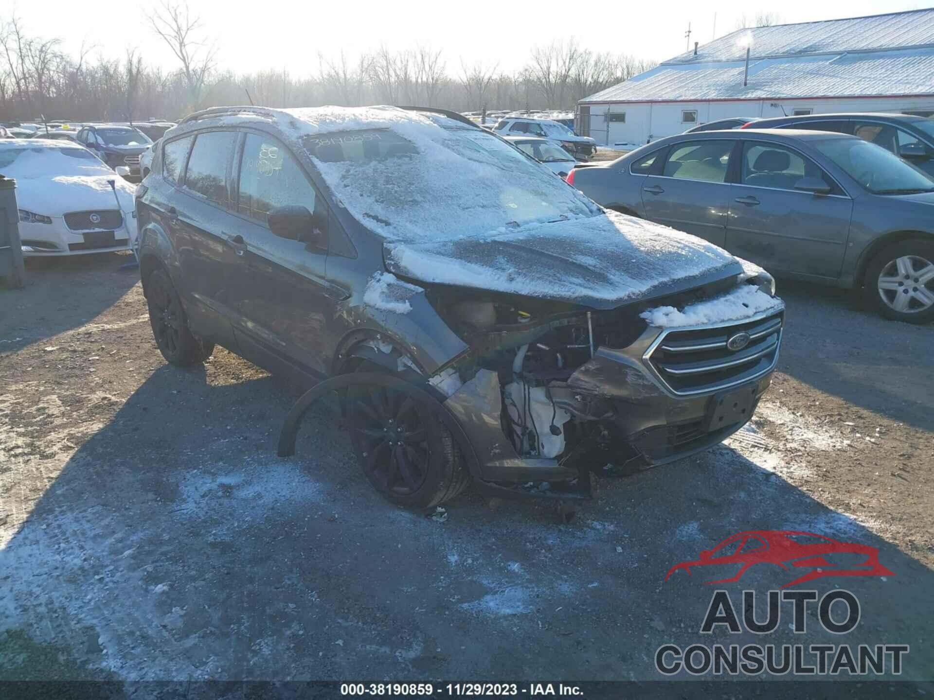 FORD ESCAPE 2018 - 1FMCU0GD8JUA07634