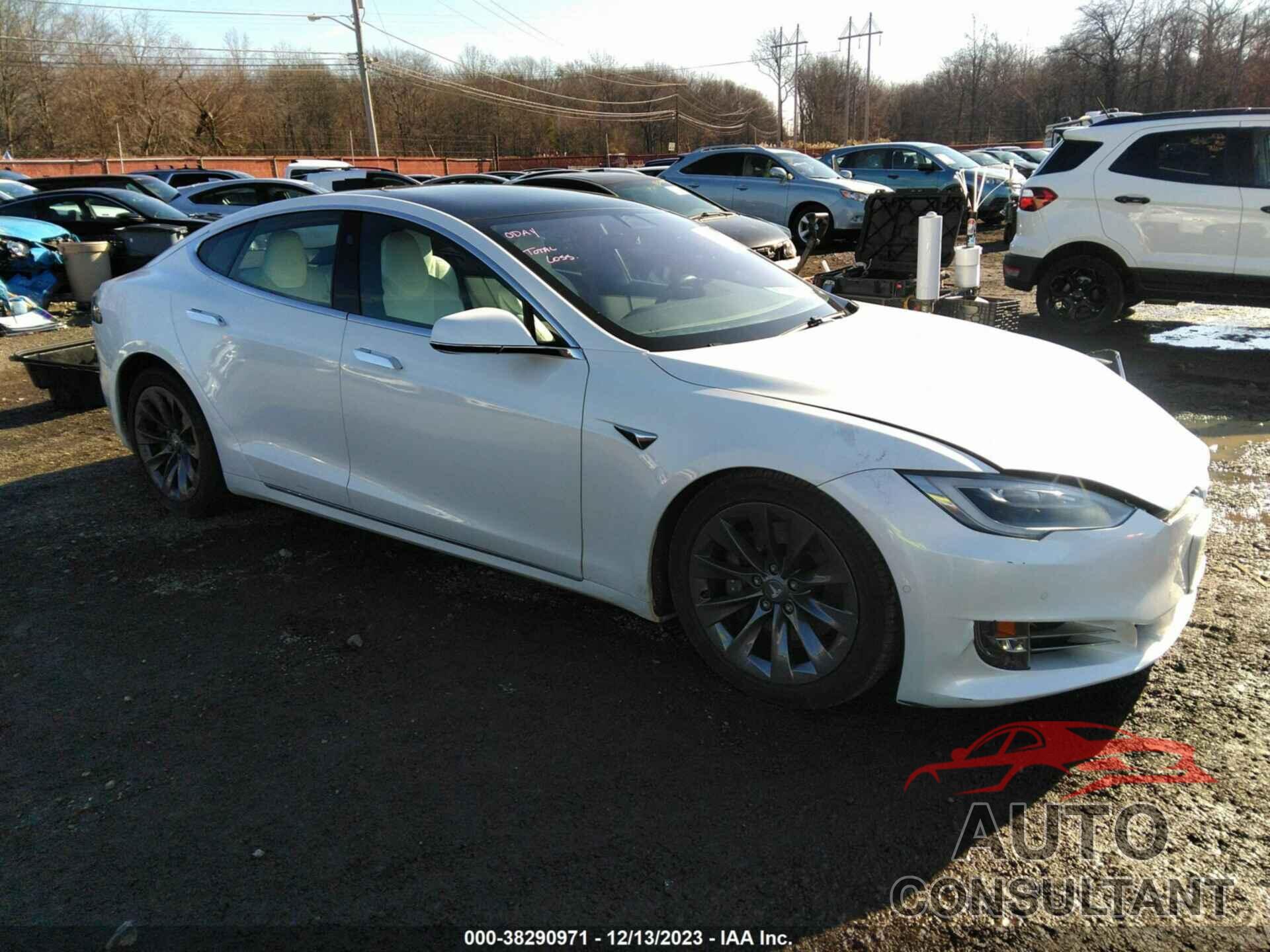 TESLA MODEL S 2019 - 5YJSA1E25KF303995