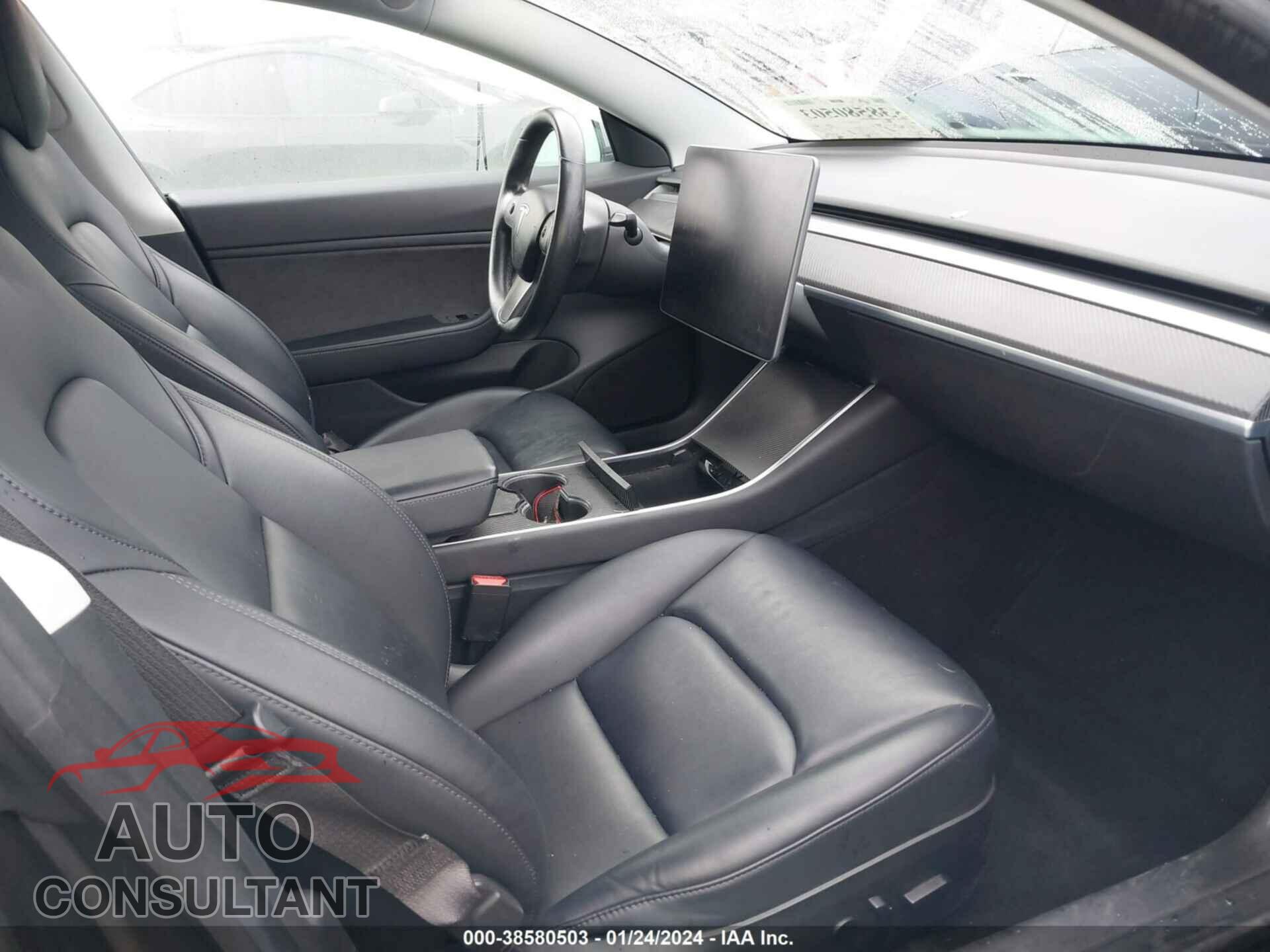 TESLA MODEL 3 2018 - 5YJ3E1EA4JF058010