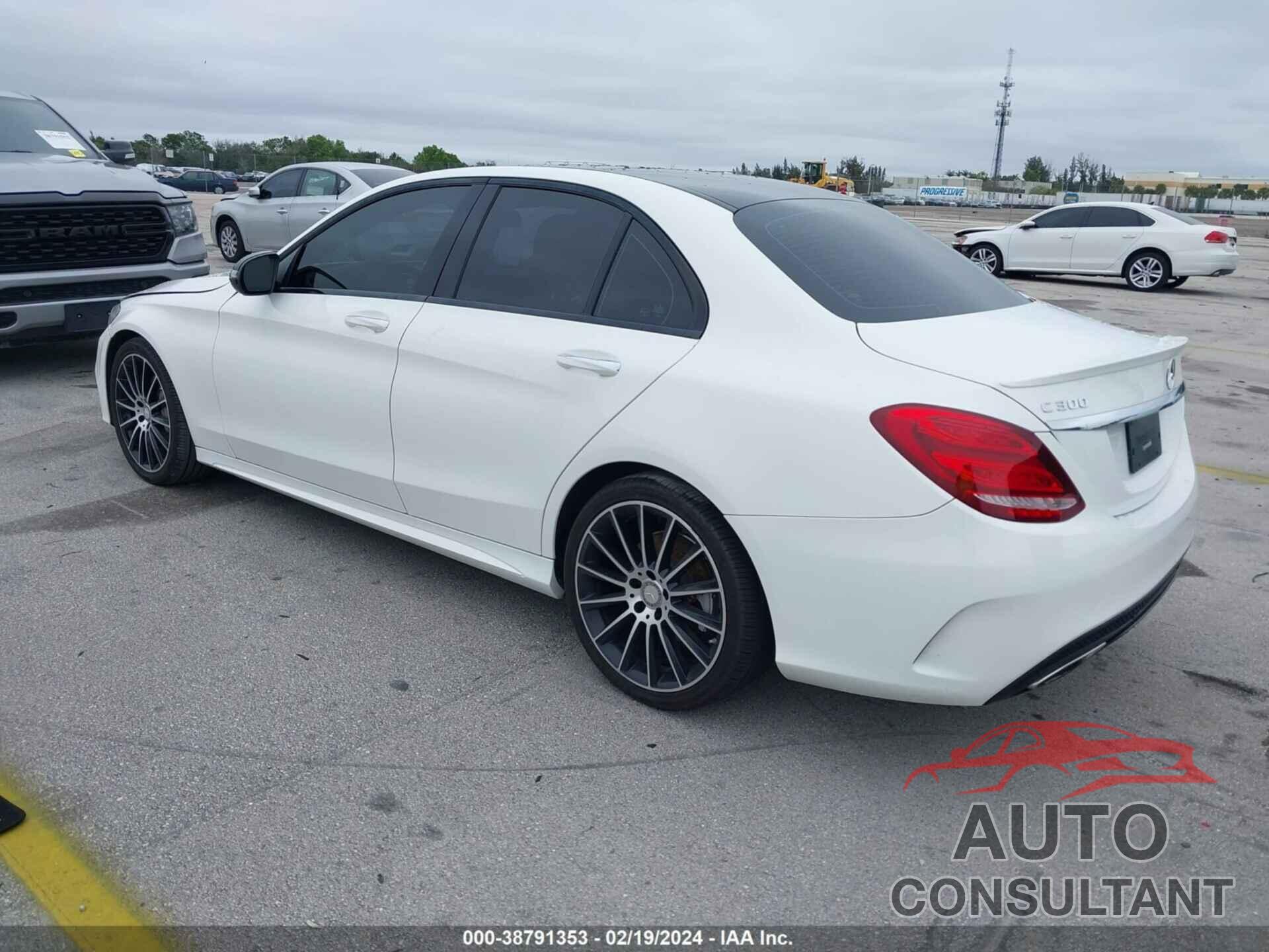 MERCEDES-BENZ C 300 2017 - 55SWF4JB5HU203400